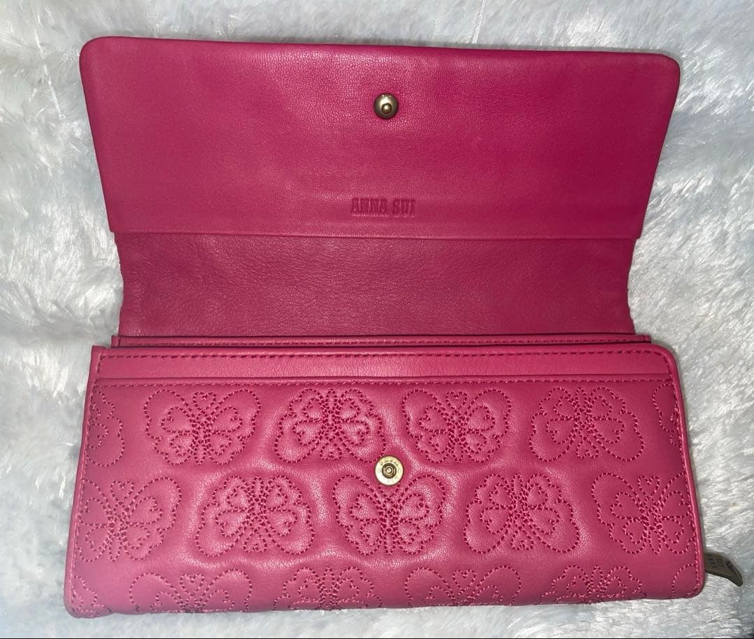 ANNA SUI Butterfly Embossed Long Wallet Pink Heart Charm 20cm 7.9in Used