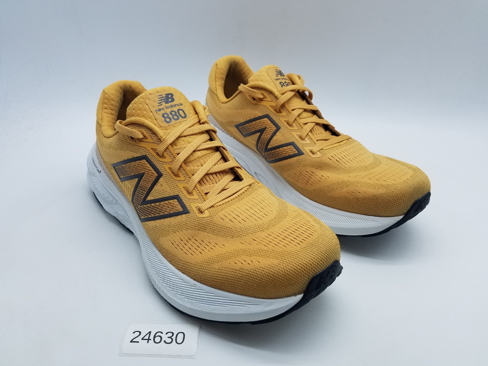 New Balance Fresh Foam X 880v15 Men’s Size 11 D (Medium) Running Shoes Mustard