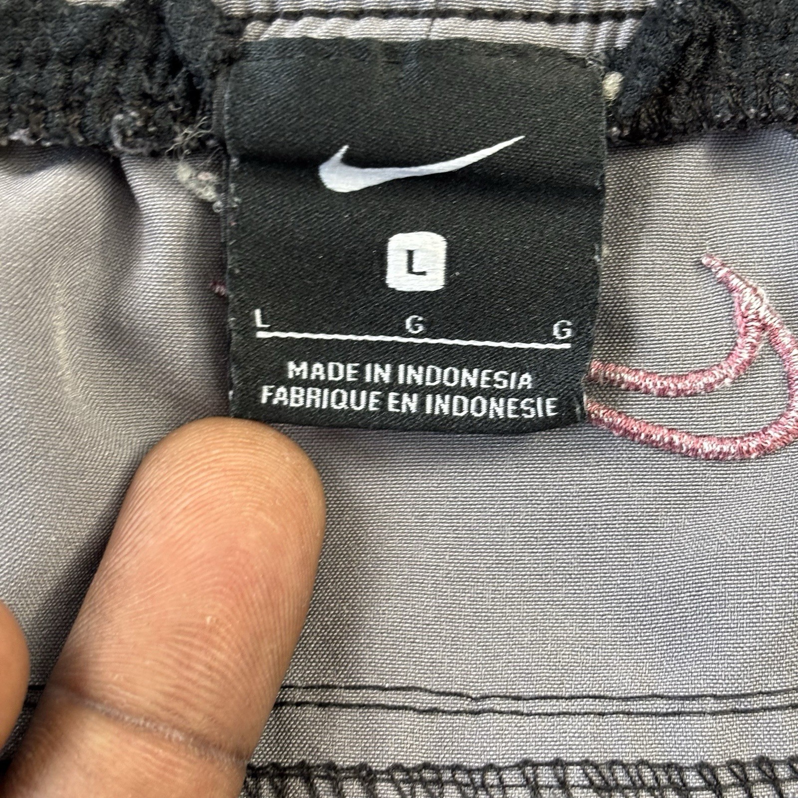 Nike Short Mens L Black Gray Core Contend 9 Volley Swim Trunks Beach Pool Summer