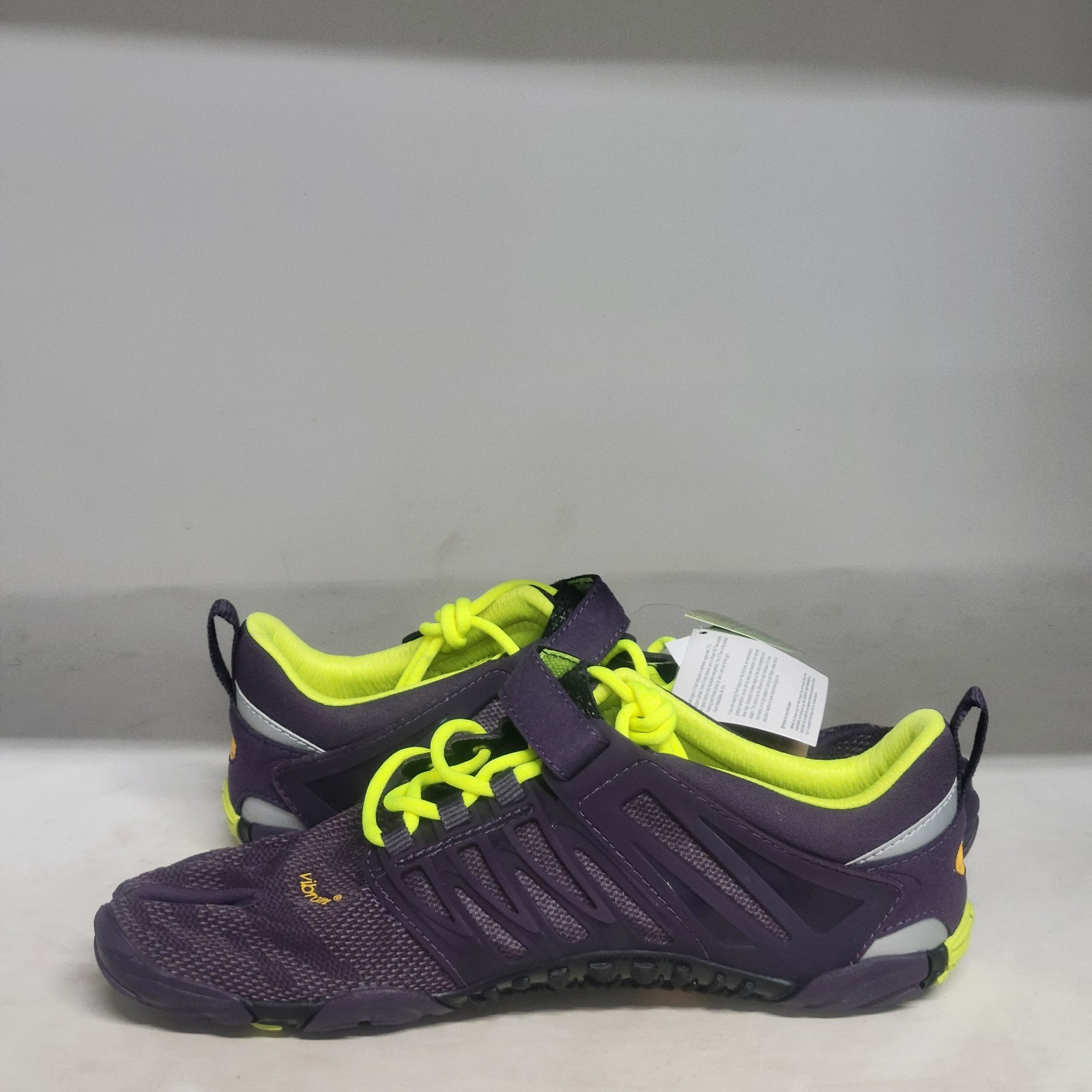 Vibram 5 Finger V-Train SNEAKERS Nightshade/ Yellow Womens Size 8.5-9