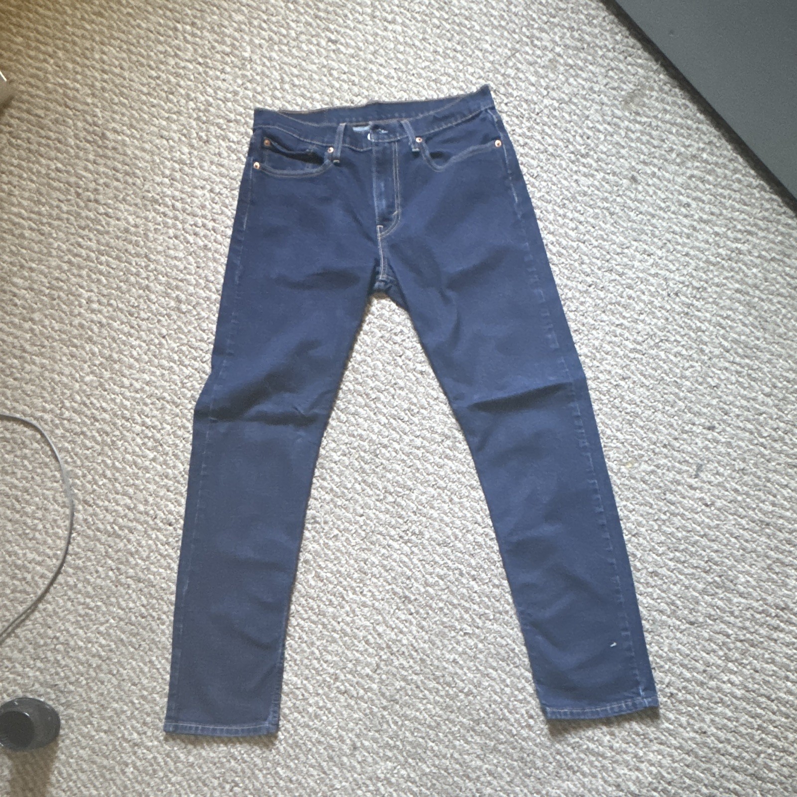 Levi’s Men’s Dark Wash Blue Denim Jeans Tapered Fit Mid Rise Cotton 5-Pocket