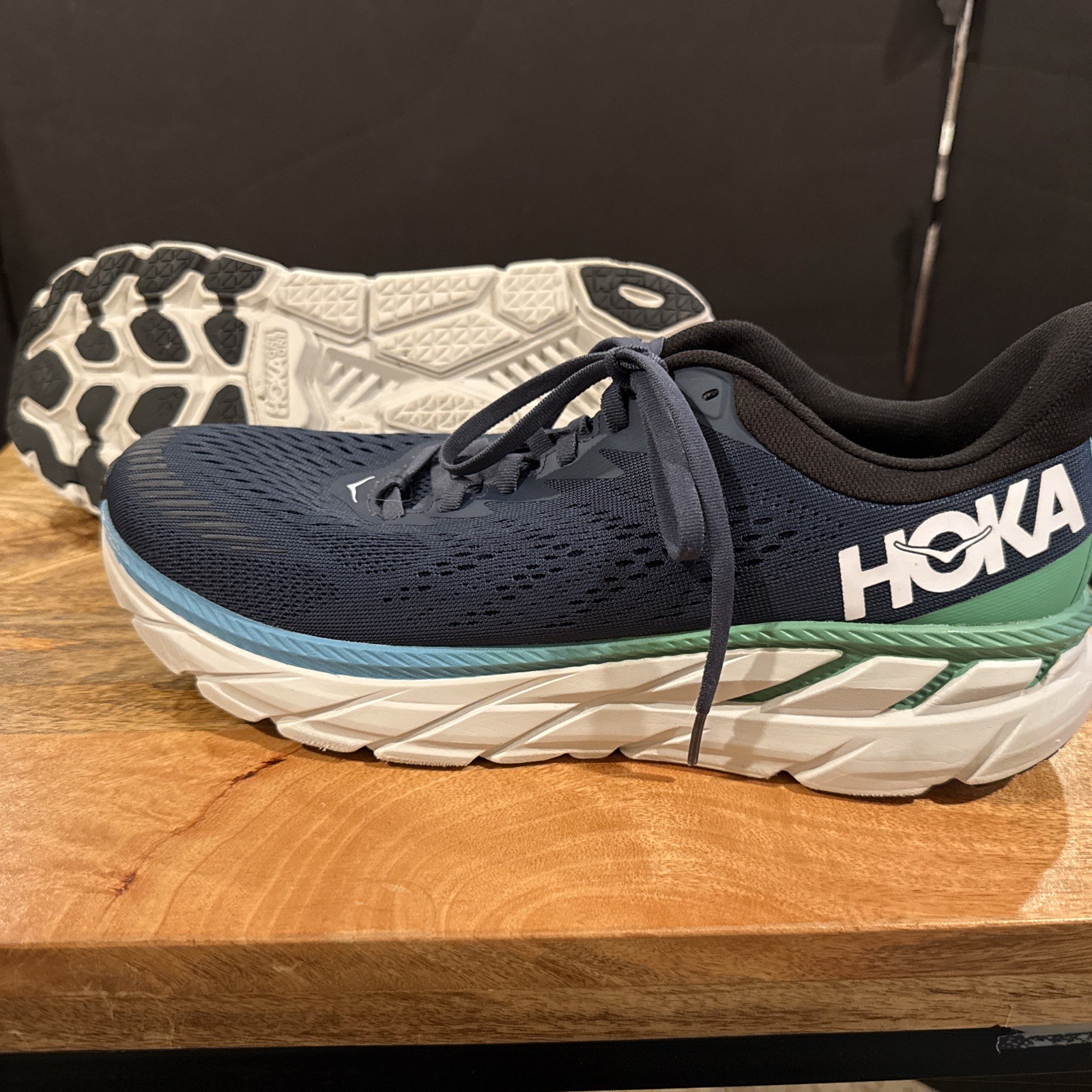 Hoka One One Clifton 7 Men’s Running Shoes Moonlit Ocean/Green Size 10.5 Blue