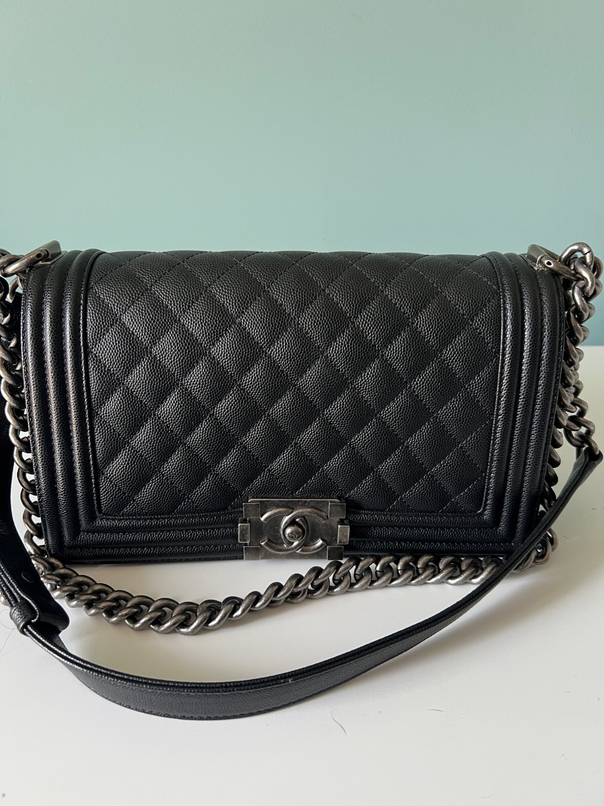 EXCELLENT CONDITION CHANEL BOY BAG MEDIUM BLACK