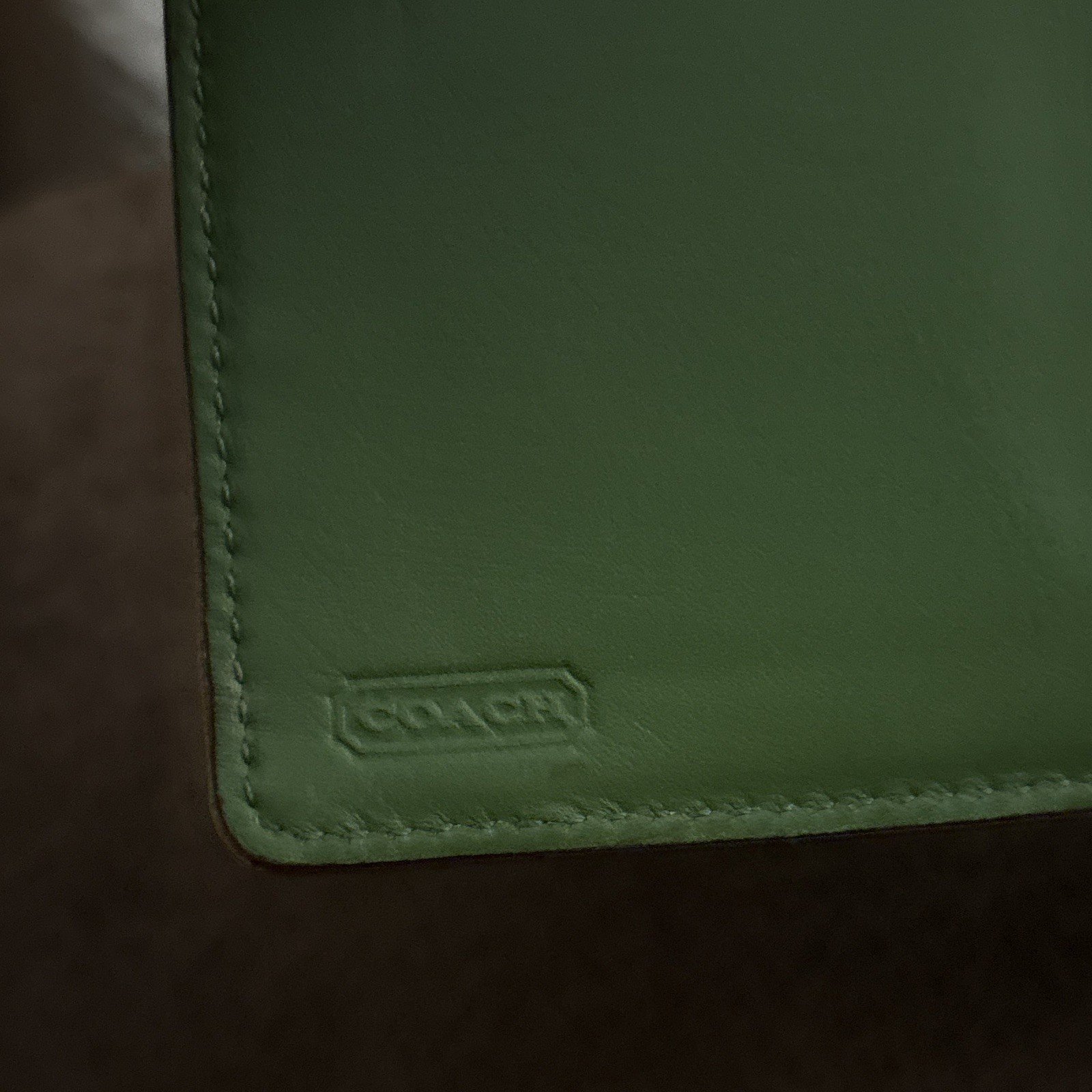 COACH Green/Beige Colorblock Bifold Wallet Turnlock Flap Zip Pocket ID