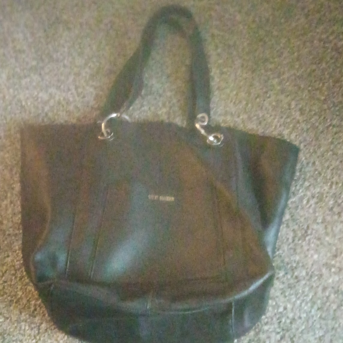 Steve Madden Black Floral Tote Bag Zip/Magnetic Closure Inner Pockets Silver