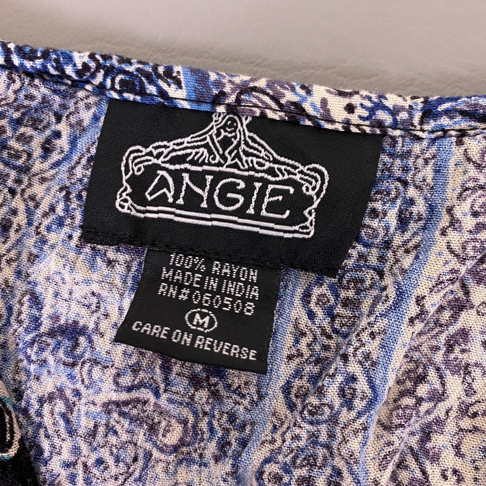 Angie Blouse Women’s Size Medium Blue Paisley Boho Peasant Tassel V-Neck Top