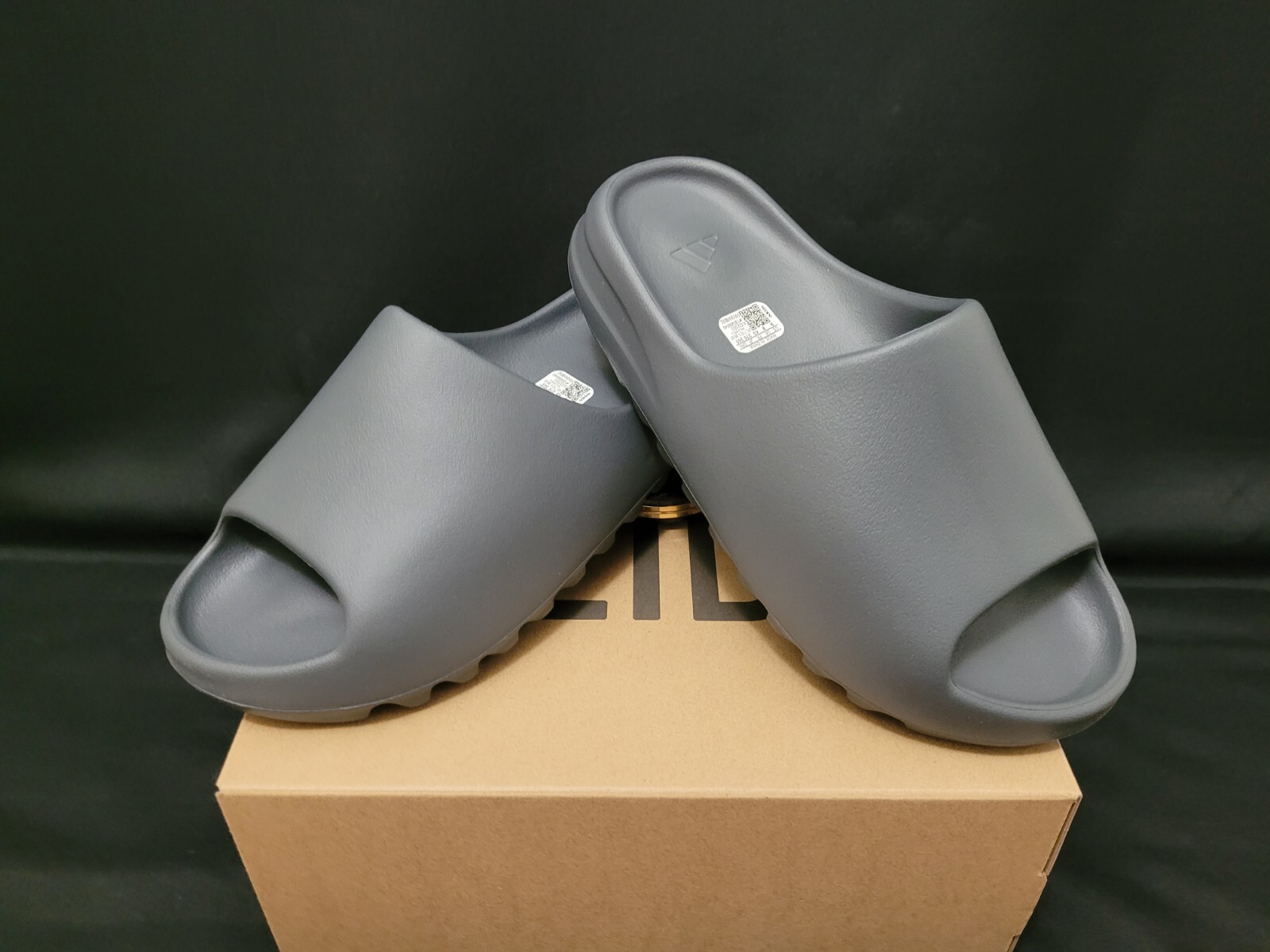 Size 9 Adidas Yeezy Slide Slate Grey [ ID2350 ]