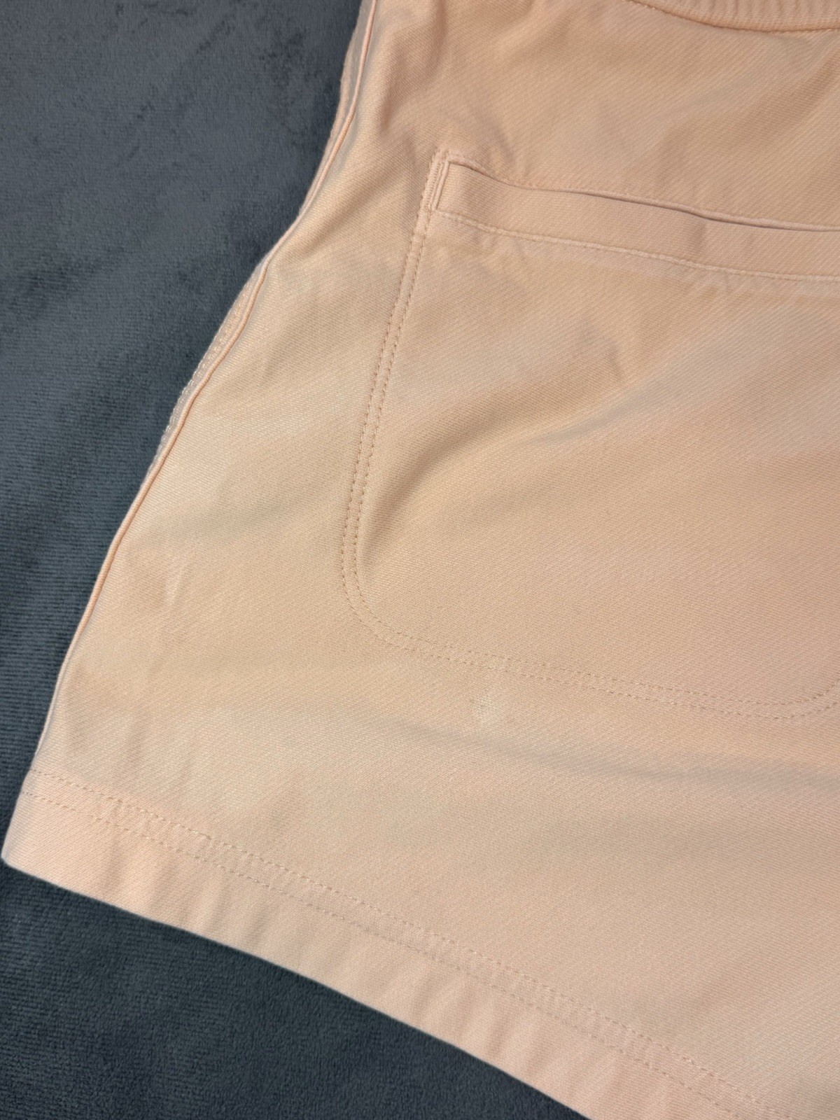 Athleta Farallon Peach Cotton Painter Pocket Shorts Size Medium 3.5 in