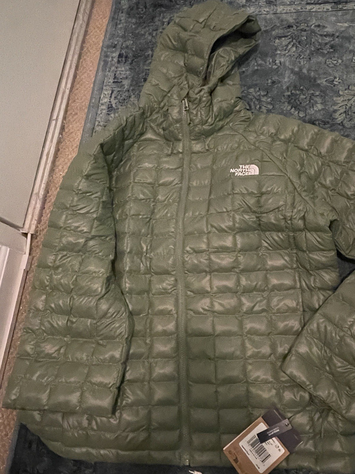 The North Face ThermoBall Men’s Hooded Full Zip Puffer Jacket Size L Green