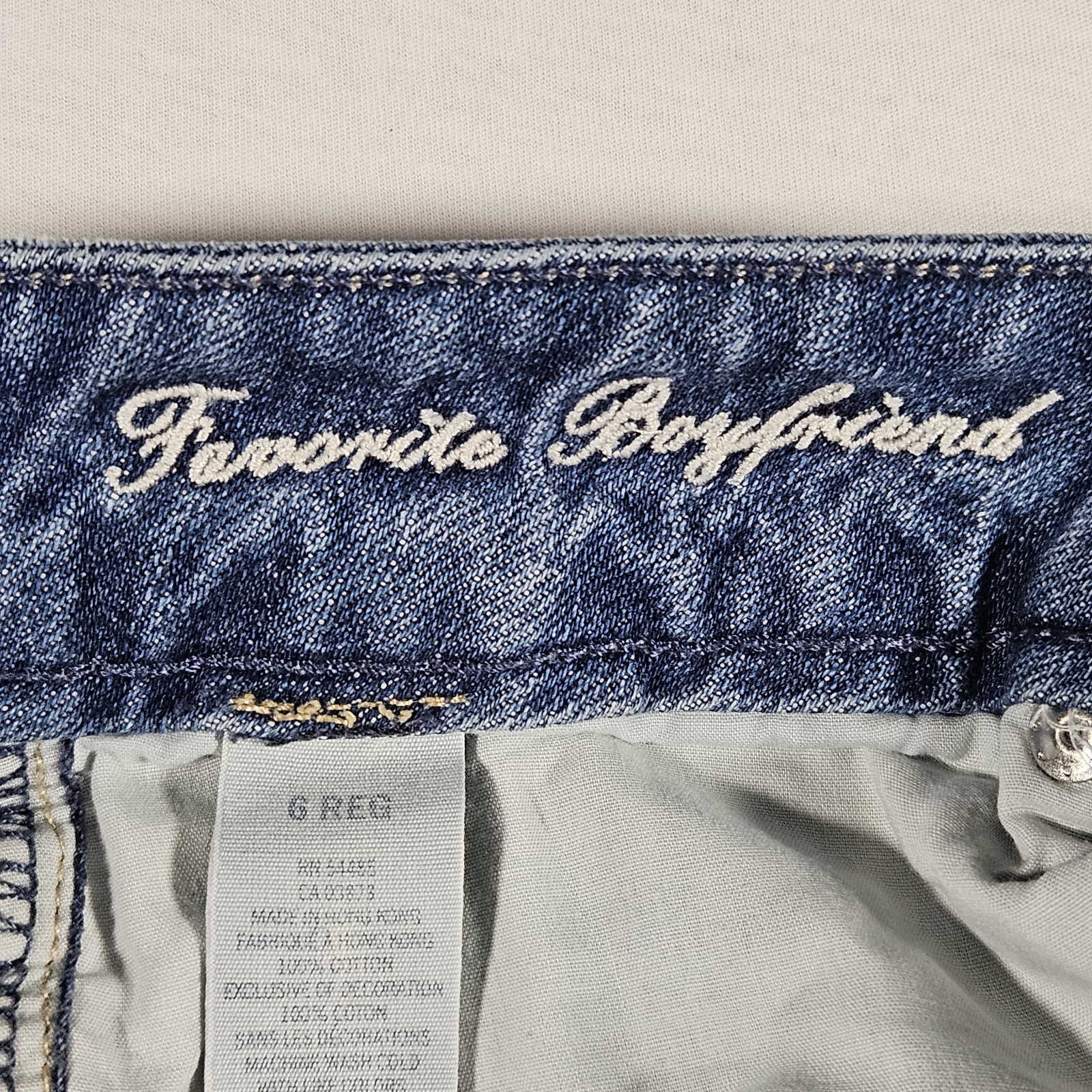 Vintage American Eagle Jeans Favorite Boyfriend Women’s Size 6 Reg Y2K Denim