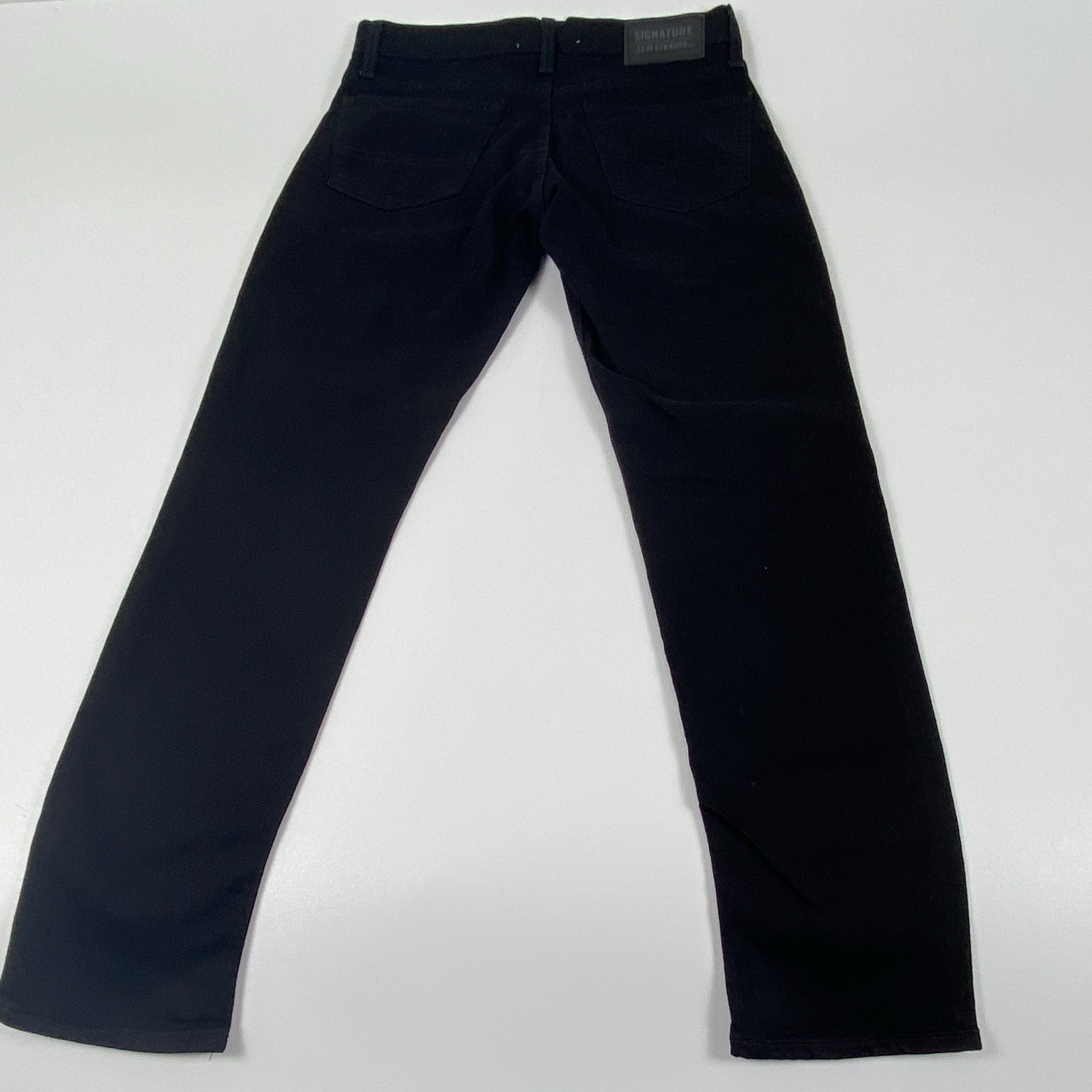 Signature by Levi Strauss & Co. Men’s Slim Fit Black Dark Wash Denim Jeans 32*32
