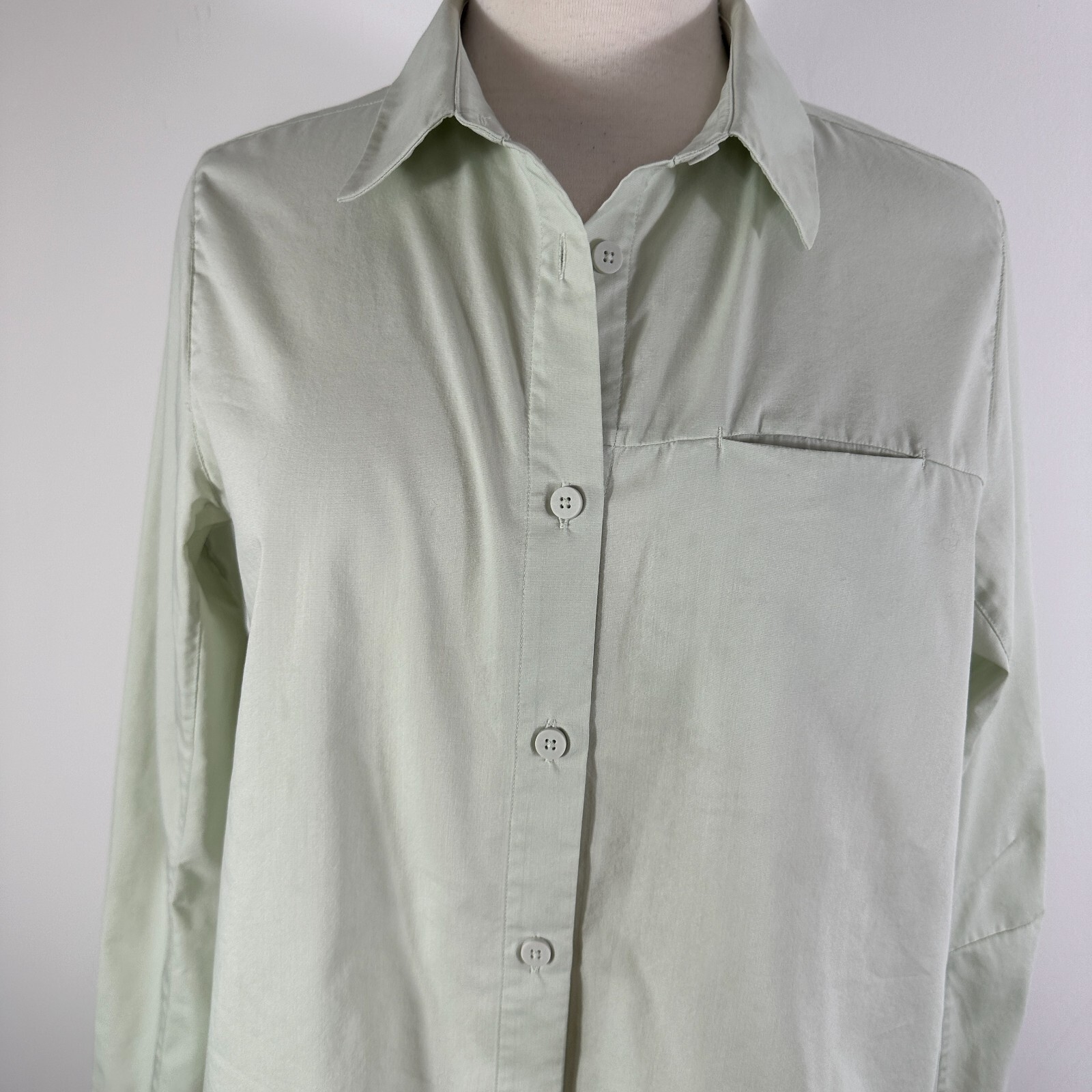 Lululemon Full Day Ahead Shirt Light Green Cotton Blend Button Front Women’s 8