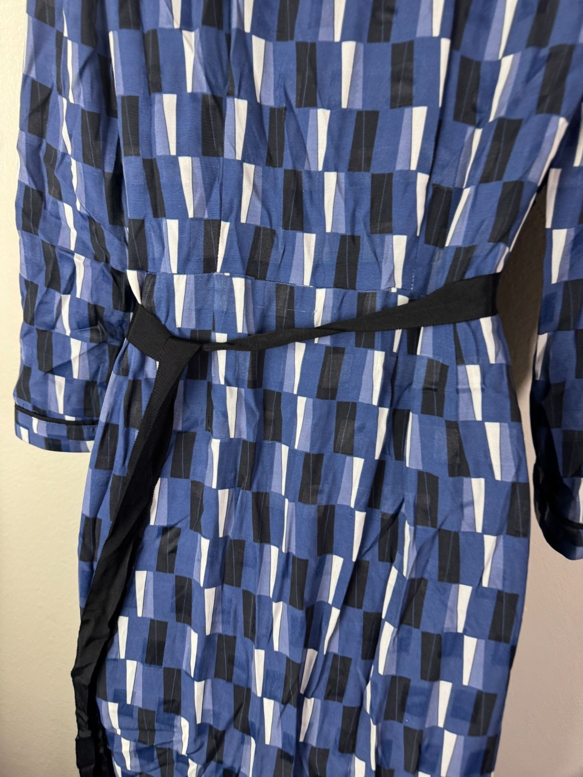 Cefinn Blue Black White Geometric True Wrap Midi Dress US Size 4 3/4 Sleeves