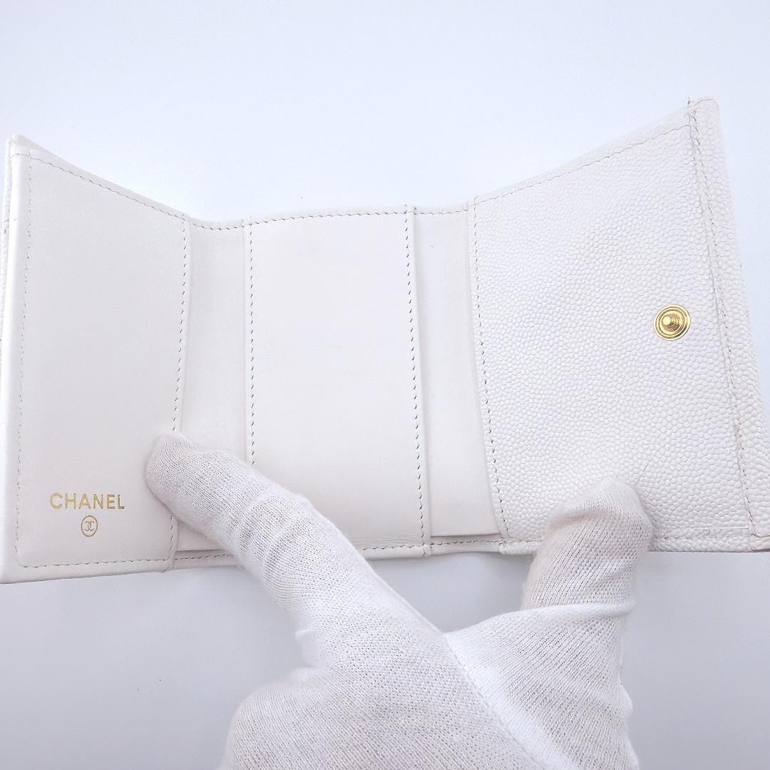 CHANEL Matelasse Nano Caviar Trifold Wallet White 2023 Cruise Authentic Japan