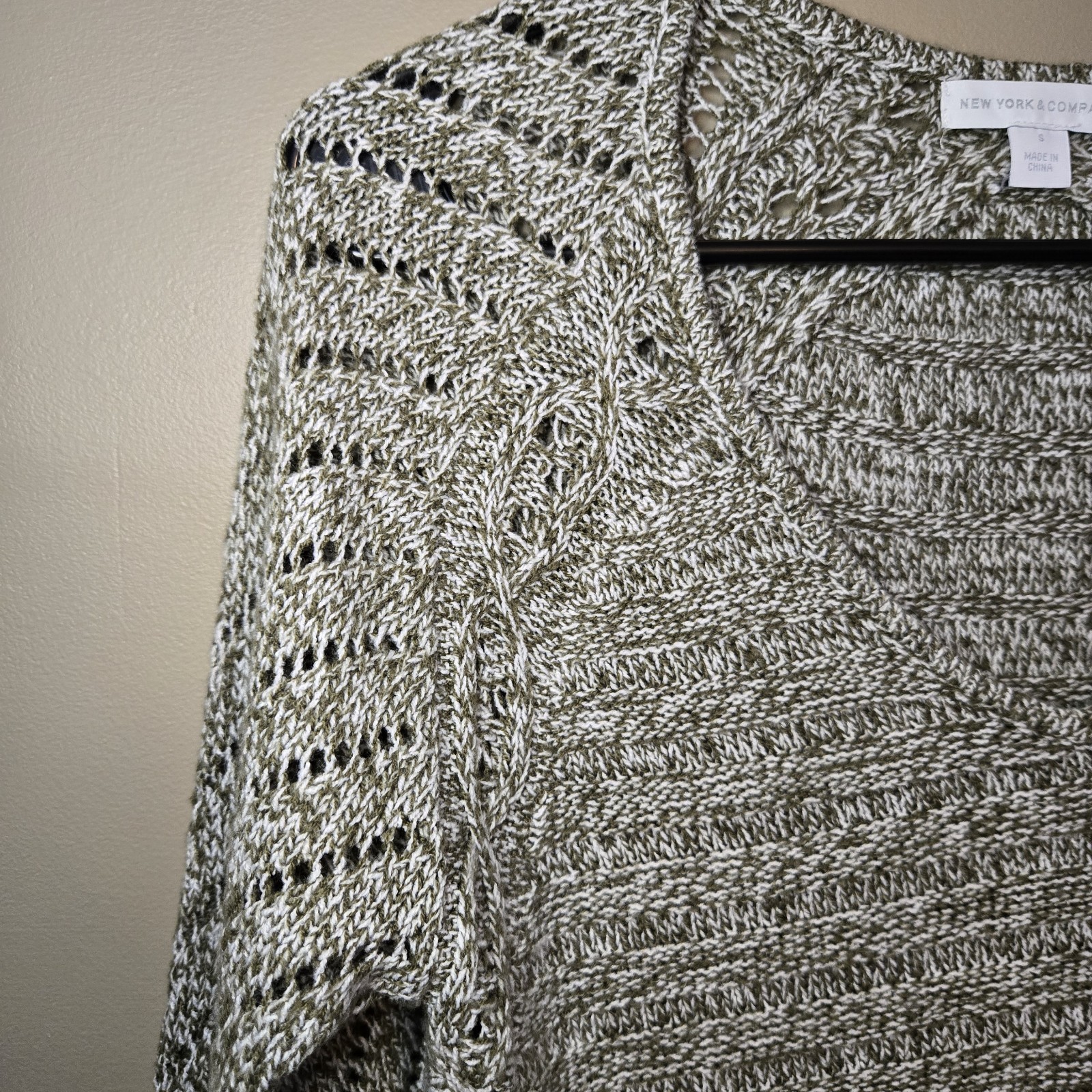 New York & Company Women’s Size Small Marled Knit Sweater 3/4 Sleeve Olive Cream