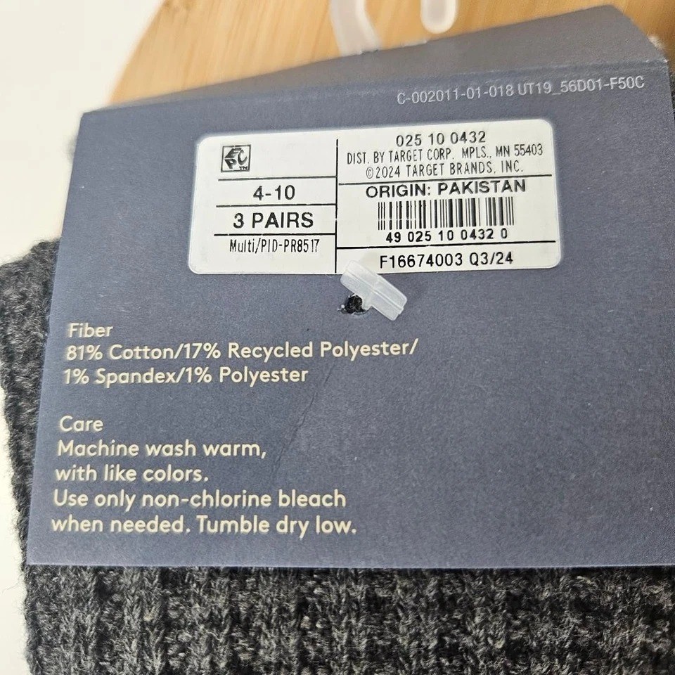 Universal Thread Women’s Waffle Cotton Blend Crew Socks 6 Pair 4-10
