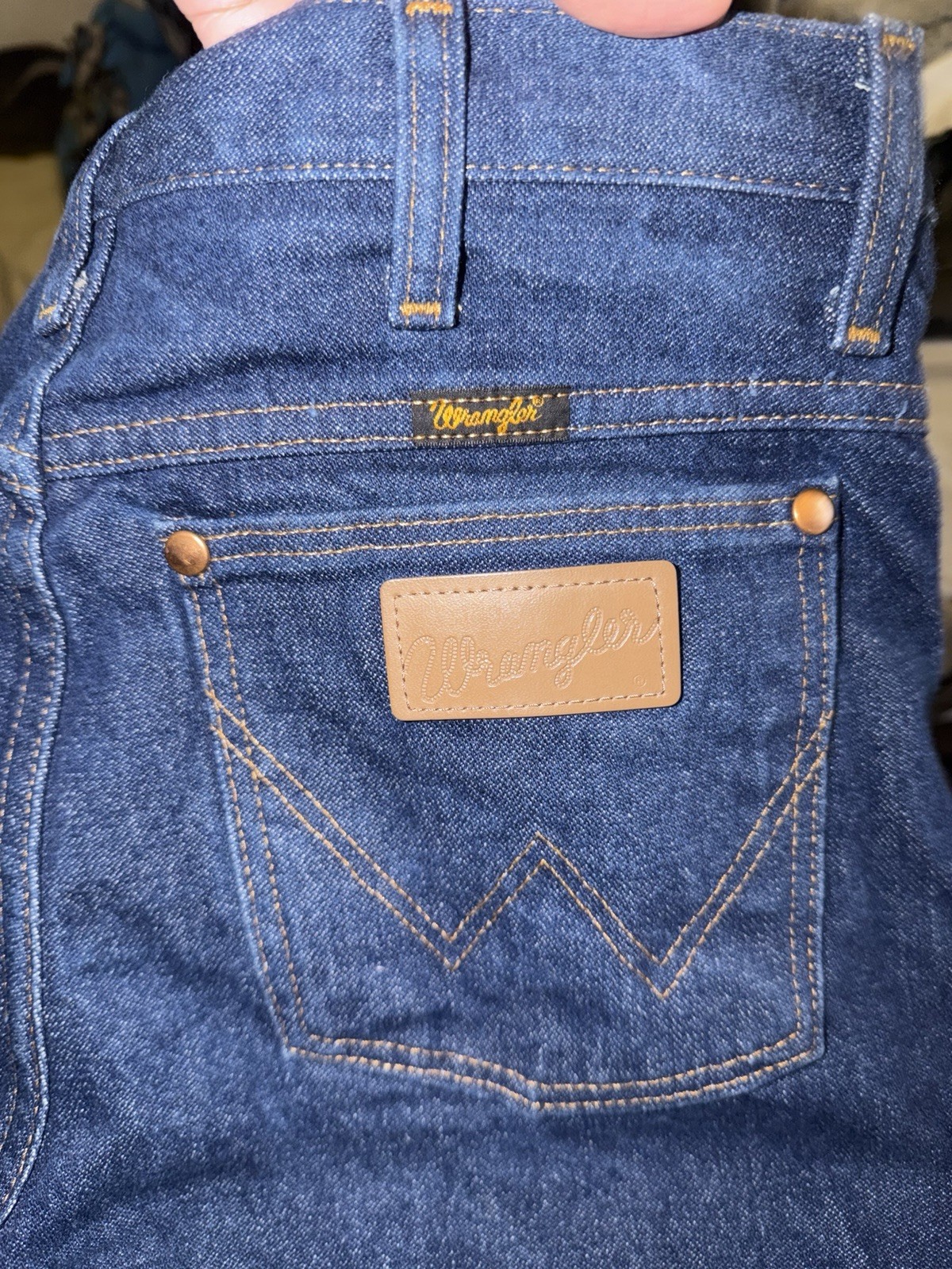 Wrangler Cowboy Cut Men’s Dark Wash Blue Denim Straight Leg Jeans Regular Fit