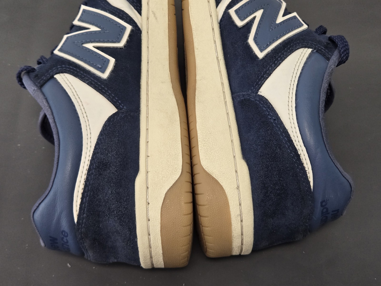 New Balance BB480 Mens Athletic Casual Shoes White/Navy Blue BB480 Size 10