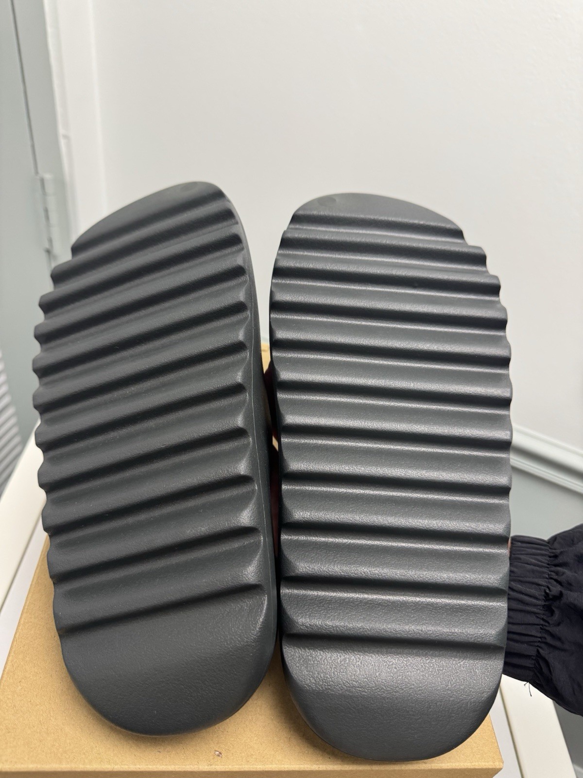 adidas Yeezy Slide Dark Onyx Size 13 BRAND NEW WITH BOX