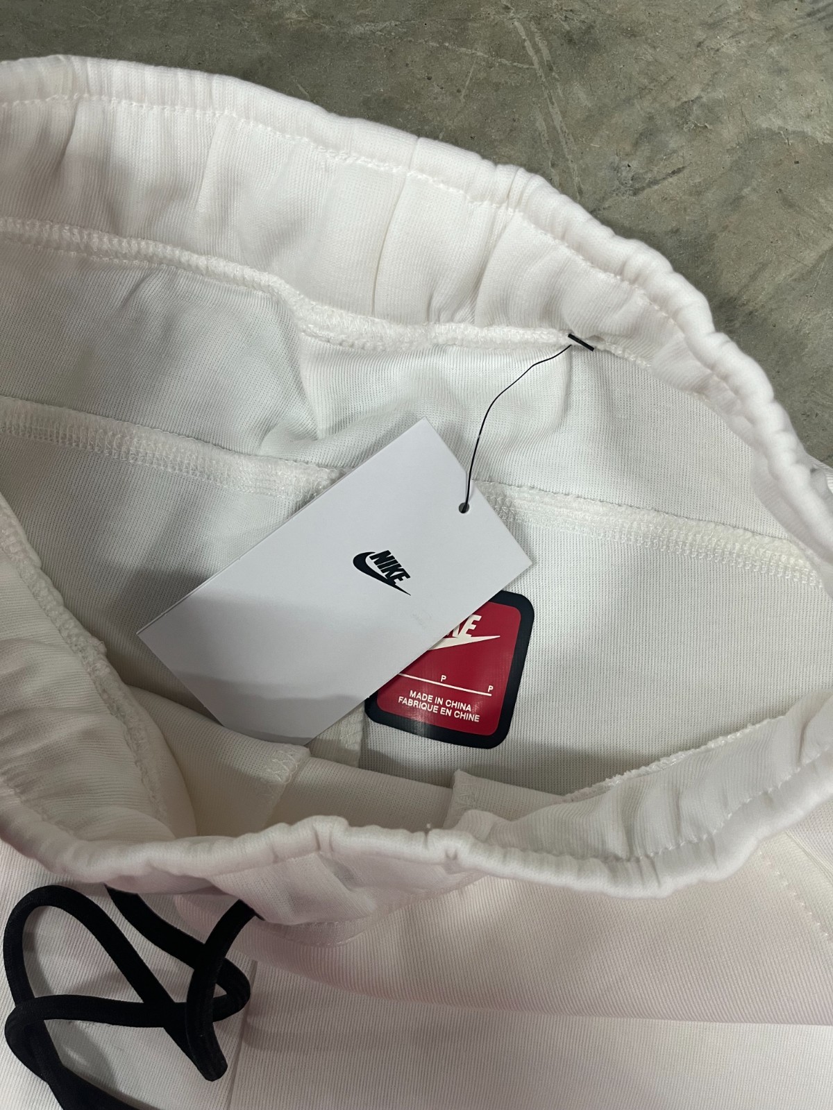 Size Small – Nike Tech White Reflective Full-Zip Hoodie & Joggers FREE SHIPPING