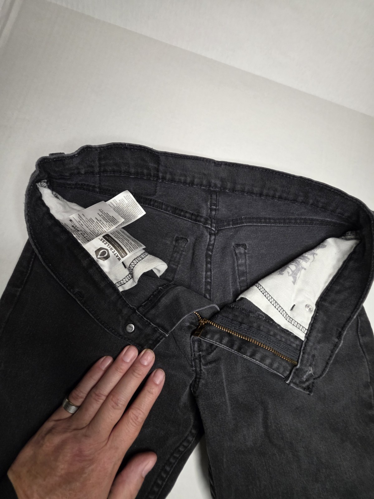 Levis 511 Slim Fit Jeans Mens 32×32 Black Native Cali Flex Denim 04511-1907