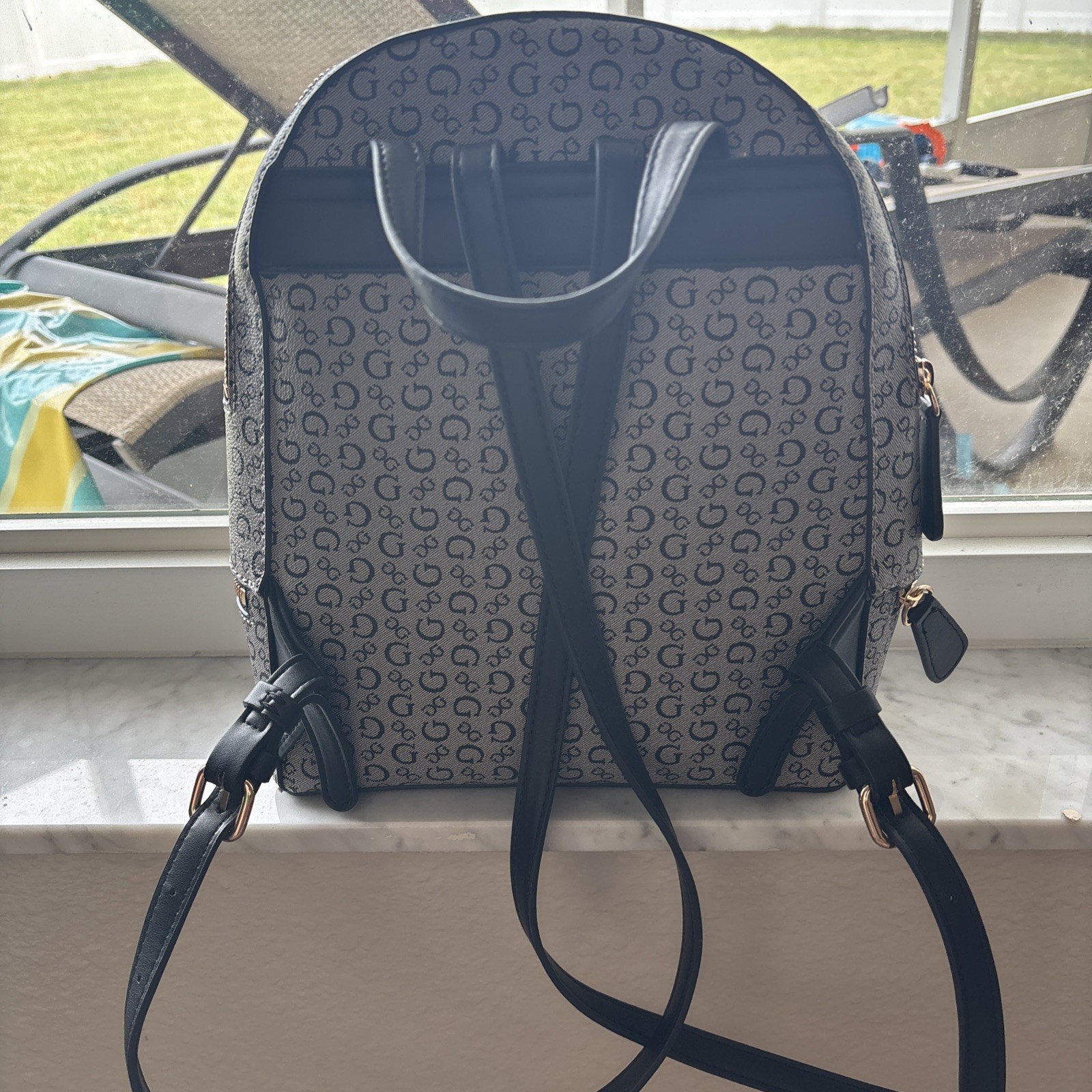 GUESS Women’s Logo Zip Backpack Black/Gray with Gold Hardware, Adjustable Straps