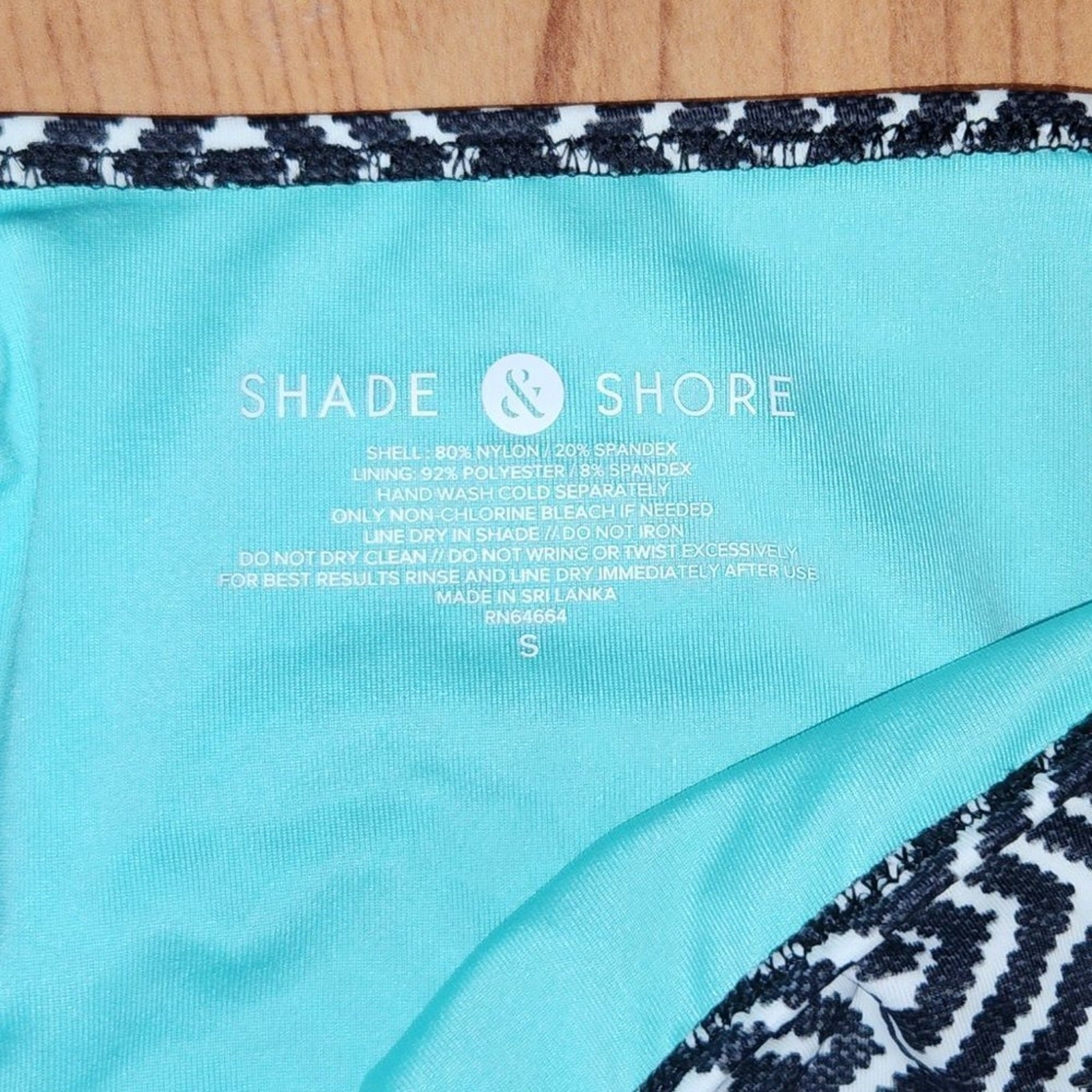 Shade & Shore Multi Stripe Geometric Swim 34 B + Small Bottom