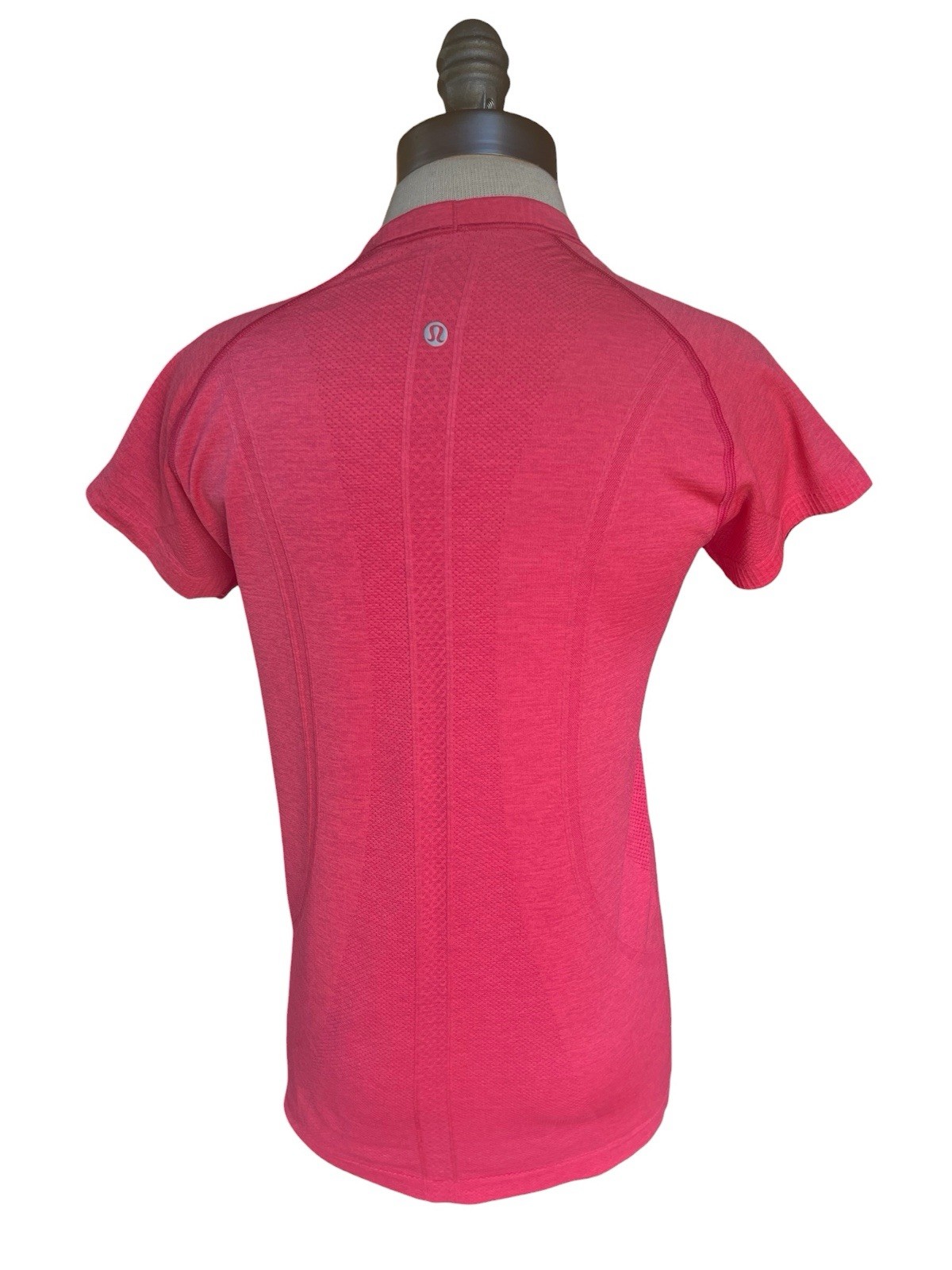 LULULEMON Swiftly Tech 2.0 Womens 10 Glaze Pink Short Sleeve Athleisure Shirt