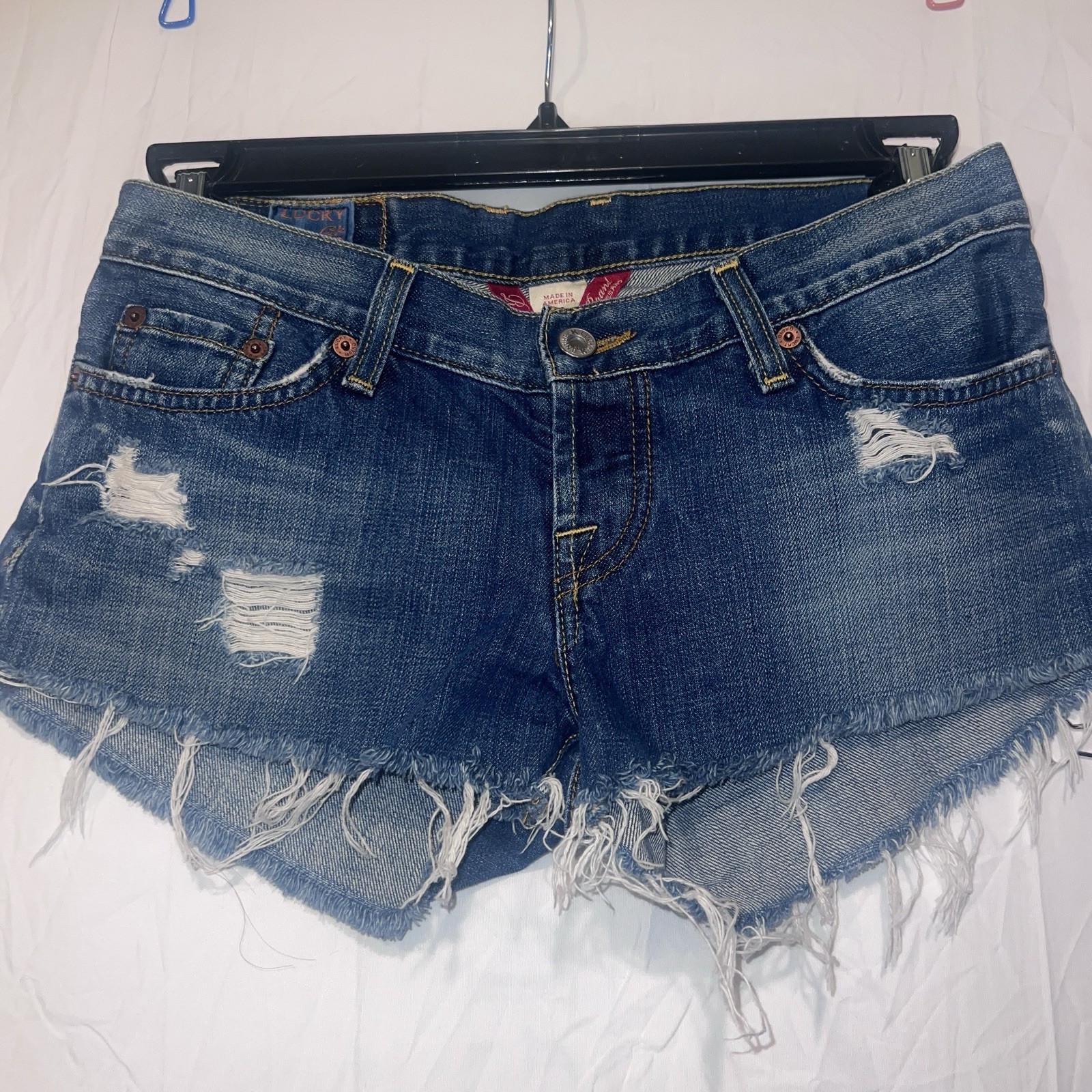 Lucky Brand Women’s Shorts Size 4/27 RN 80318 Frayed Hem Shortie Distressed