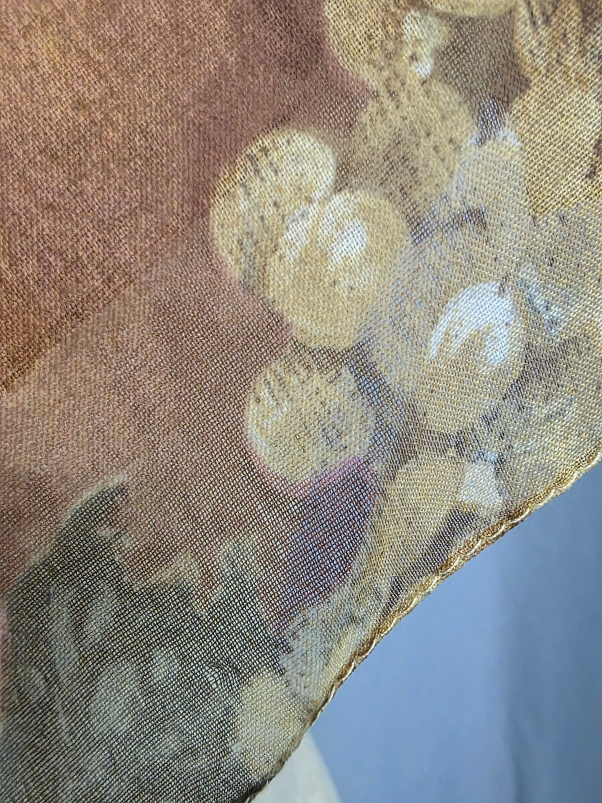20×20 inches square grapevine scarf VTG muted tones