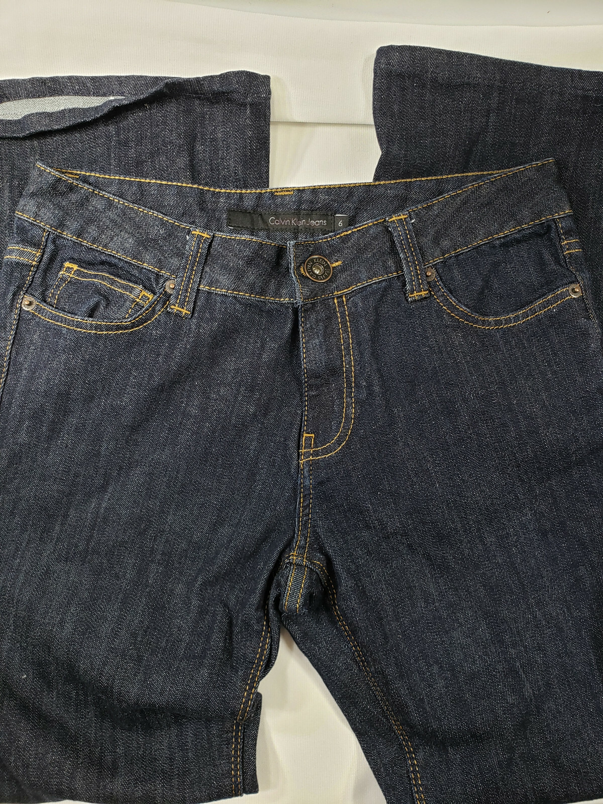 Calvin Klein Womens Denim Flare Jeans SIZE 6 30Wx29L