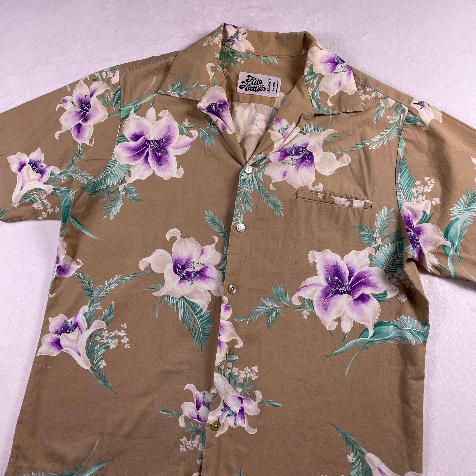 Vtg Hilo Hatties Hawaiian Shirt Mens L Tan Purple Floral Aloha Camp Hawaii USA