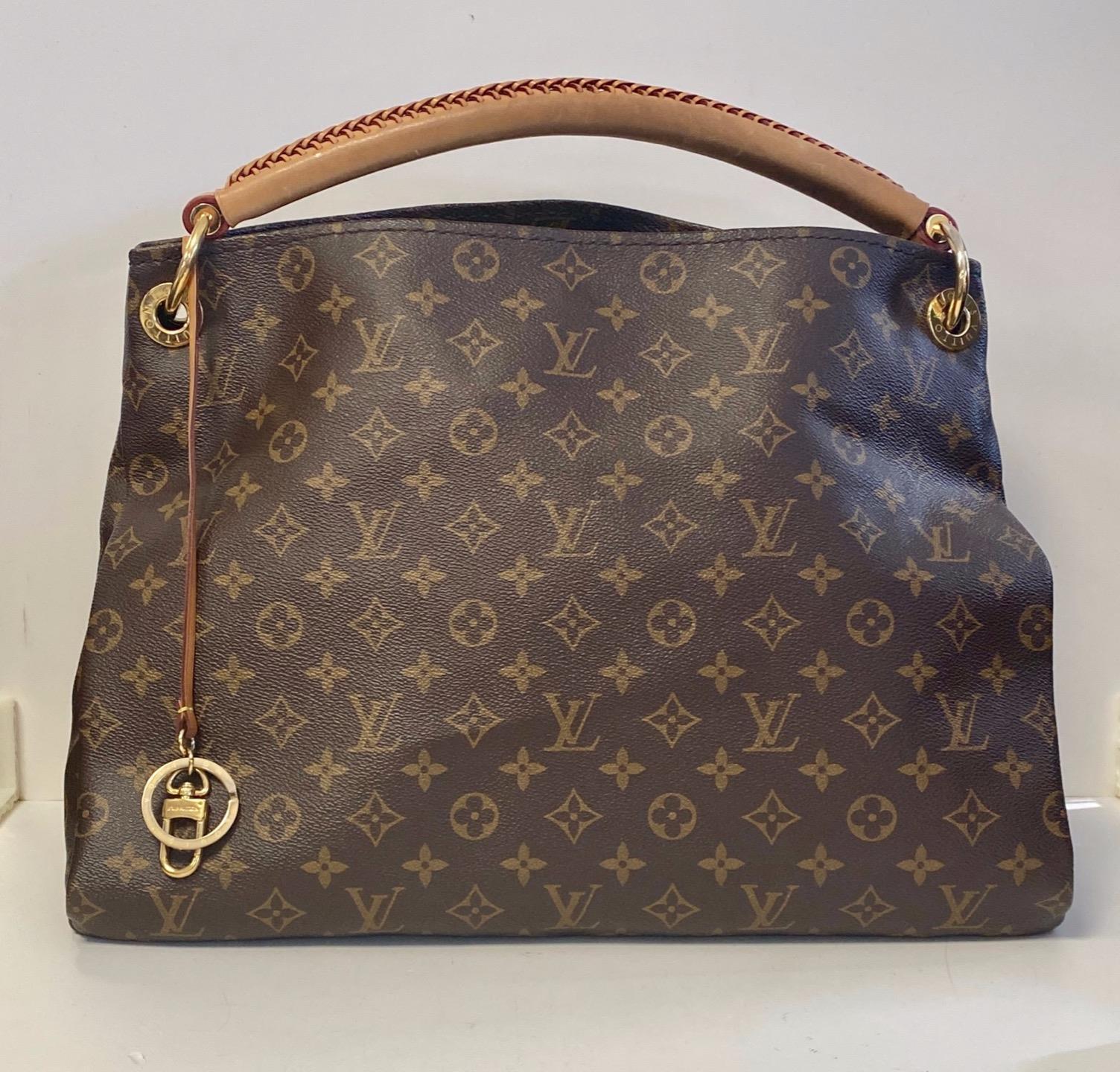 Authentic Louis Vuitton Monogram Artsy MM Shoulder Bag