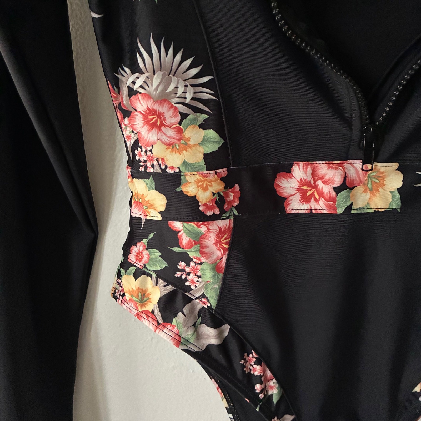 OP Ocean Pacific Floral Surf Suit One Piece Swimsuit Long Sleeve Women’s L NWT