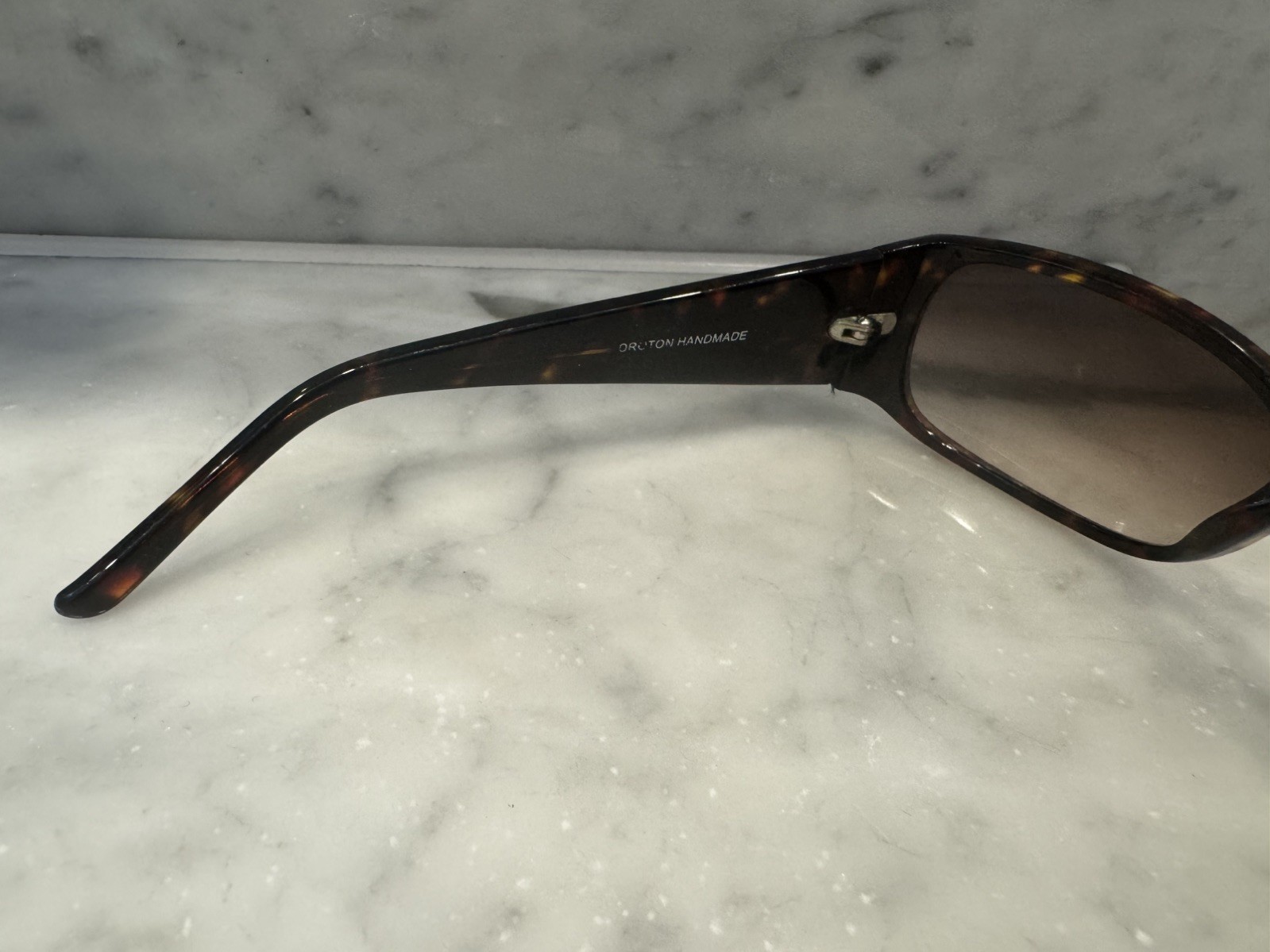 Vintage 1990s Oroton Honolulu Sunglasses Tortoiseshell Brown Gradient Lenses Y2K