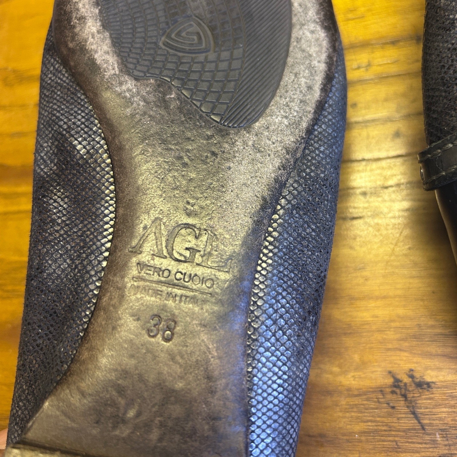 AGL Ballet Flats Womens 38 Navy Blue Leather pebble Snakeskin Patent Cap Toe Y2K