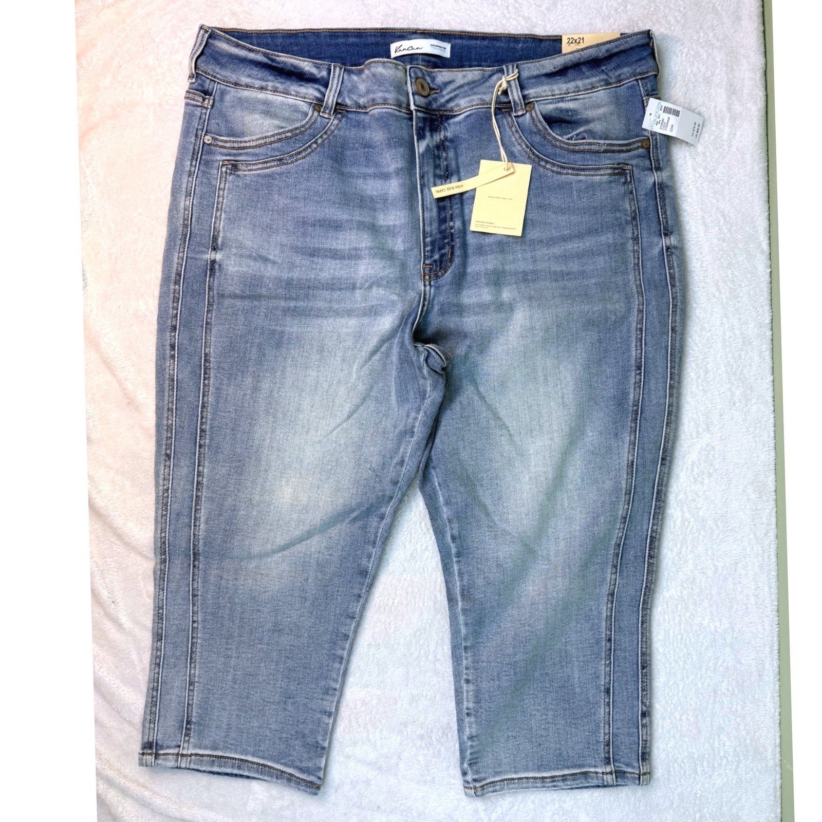 KanCan Maurices Plus Size 22W High Rise Capri Jeans Light Wash Denim 22×21 NEW