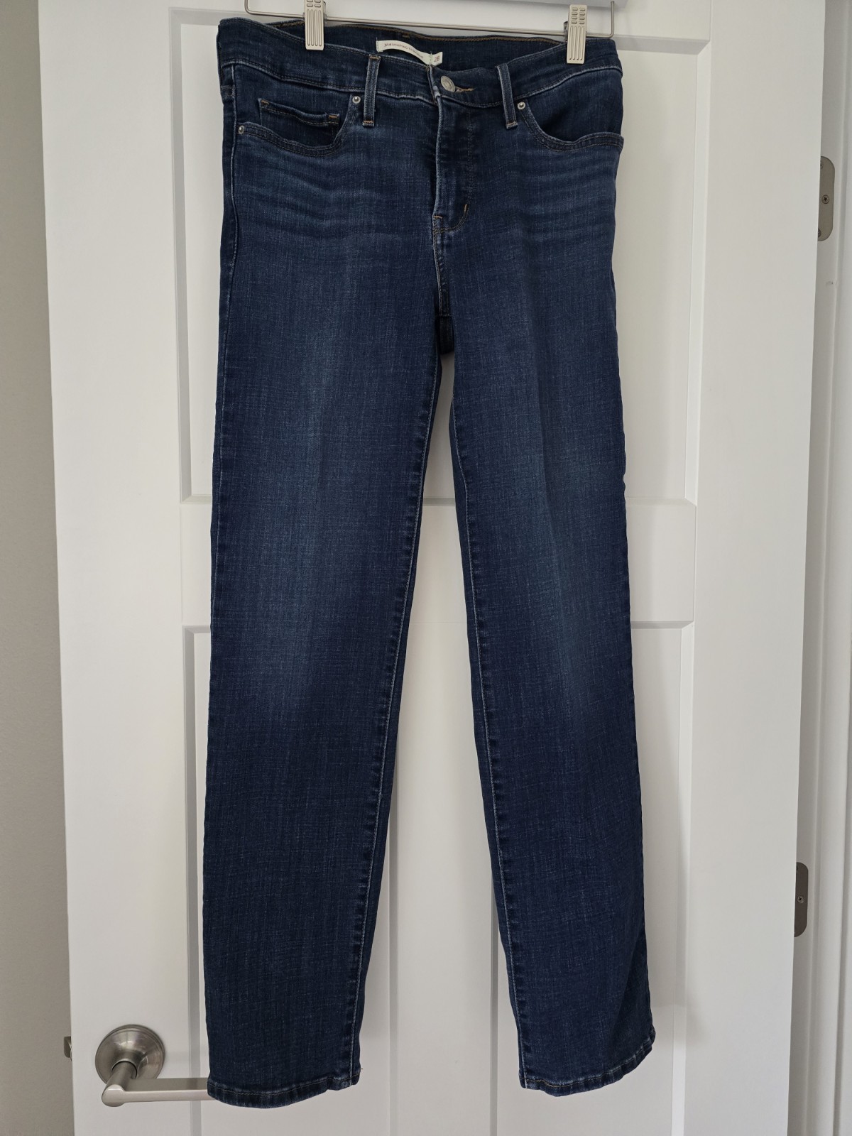 Levi’s 314 Shaping Straight Jeans Women’s W28 X L30 Medium Blue Wash