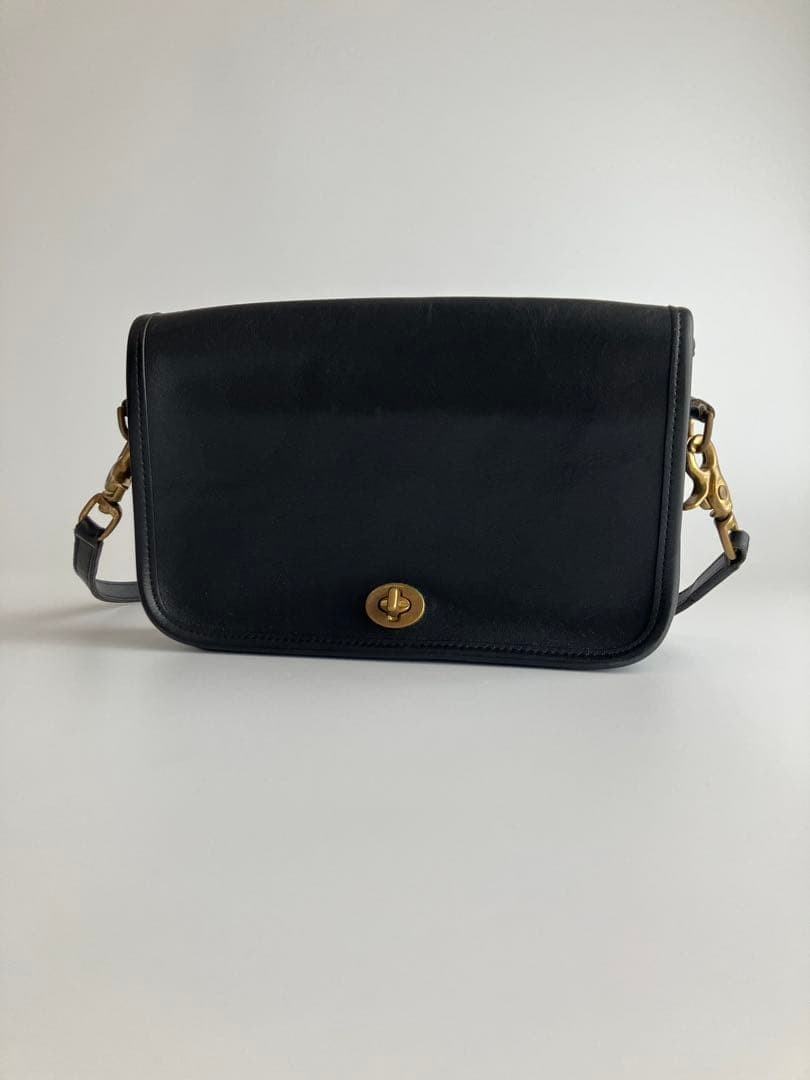 Coach Old Leather Shoulder Bag Black 9.3 x 5.9 x 1.4 inches Used