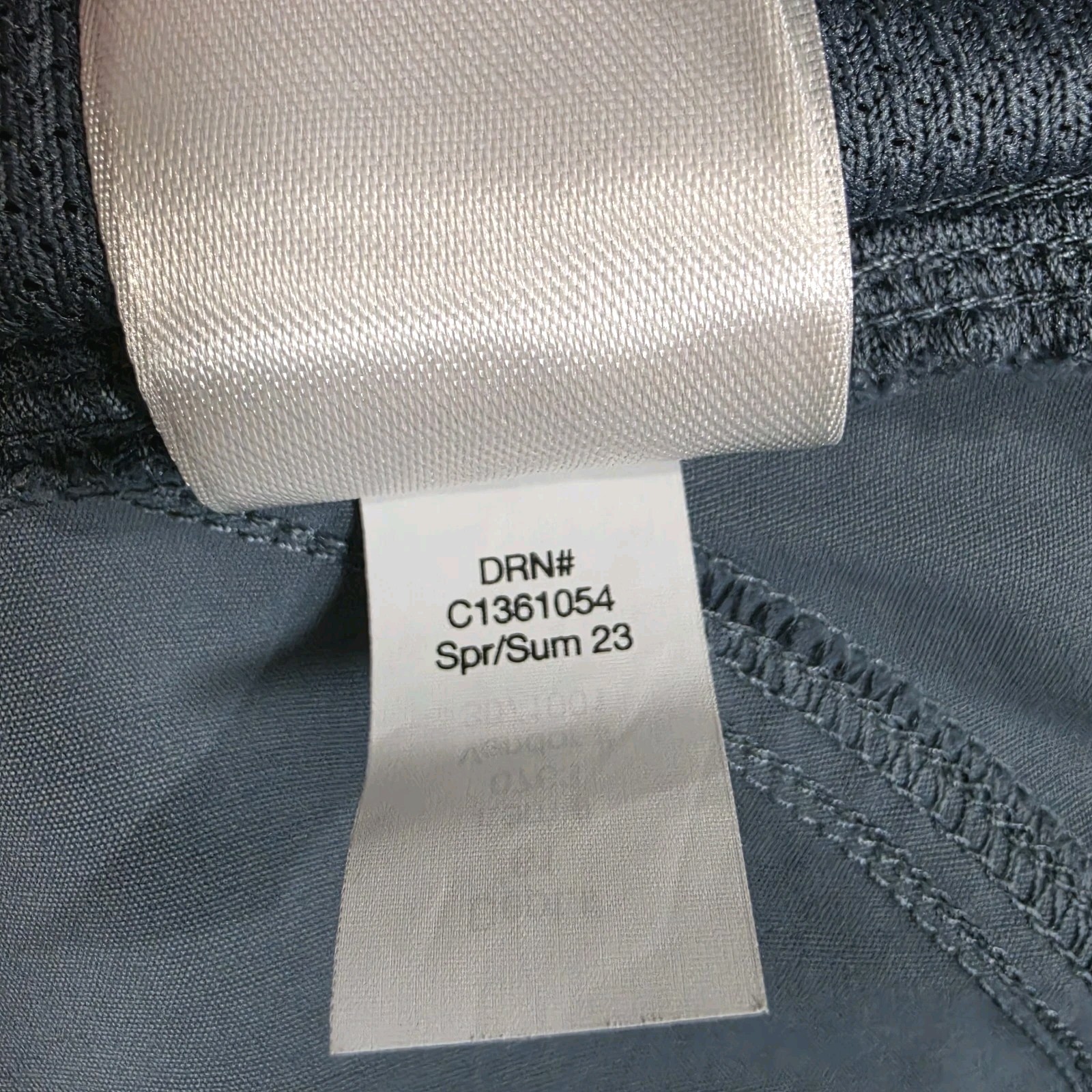 Eddie Bauer Tech Capri Cargo Pants Womens 16 Blue Nylon Stretch Hiking UPF 50+