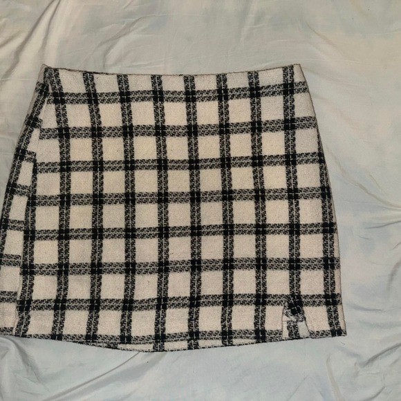 Altar’d State black and white plaid mini skirt in XL