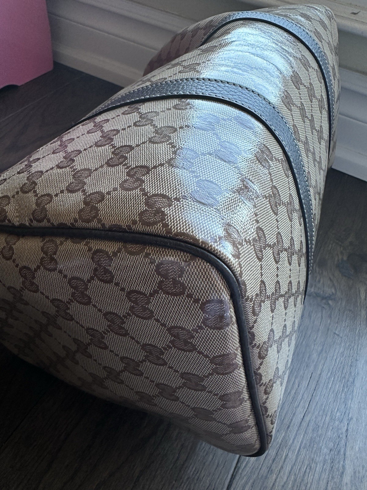 Gucci Beige/Ebony GG Crystal Medium Joy Boston Bag