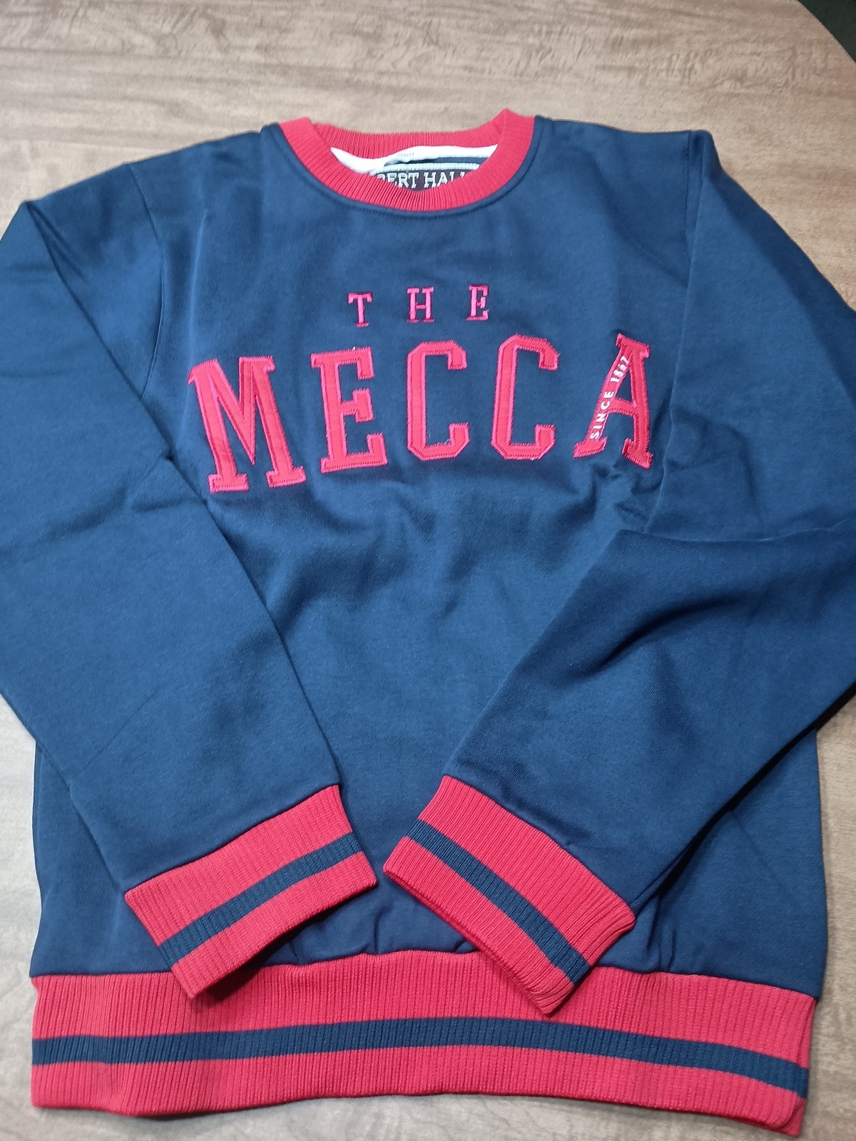 GILBERT HALL “The Mecca” Sweatshirt Howard University S NWOT Mens