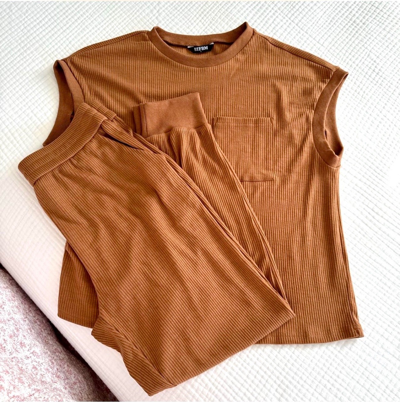 BTFBM Women’s 2 Piece Lounge Set Rust Ribbed Sleeveless Top Pants Size L