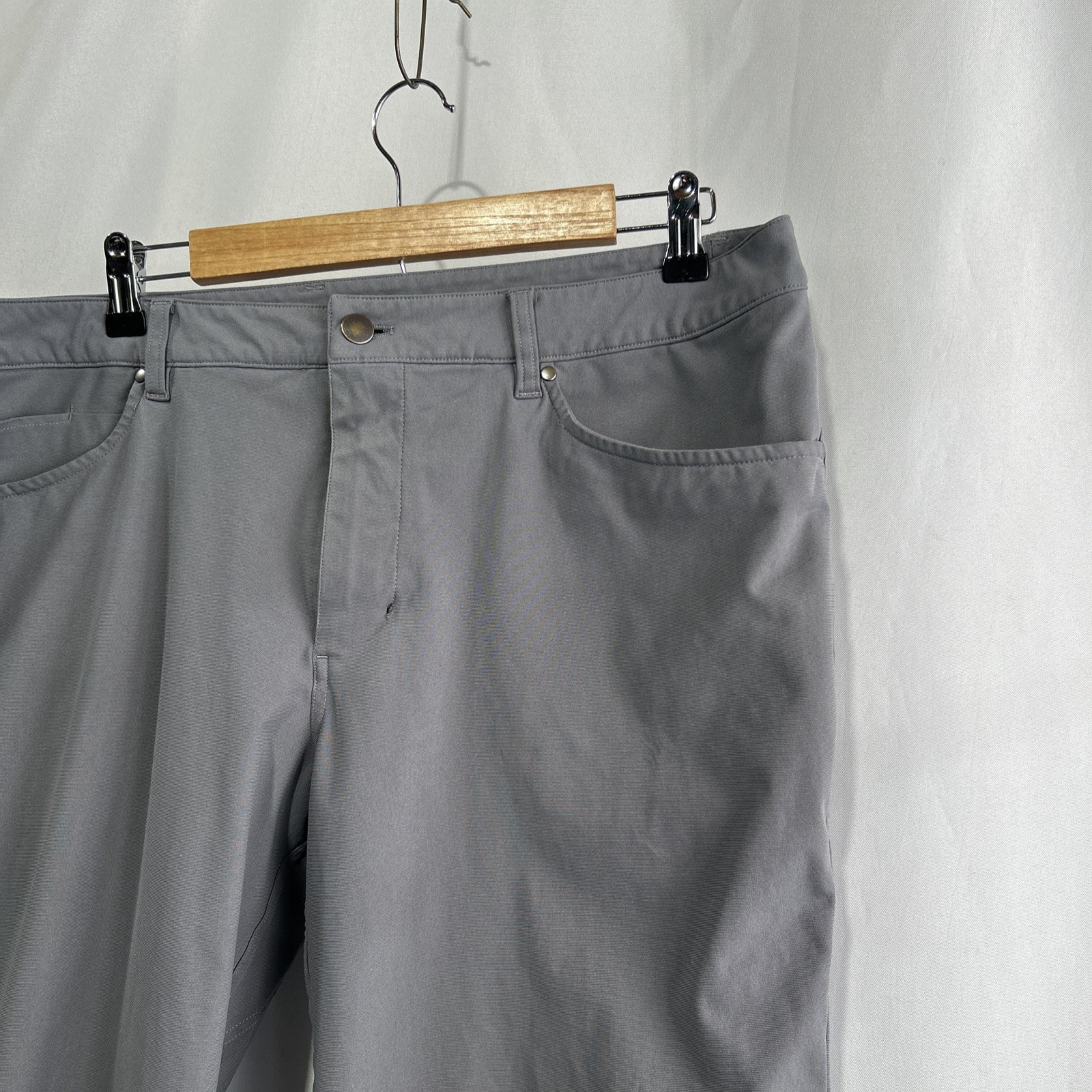 Lululemon Pants Men’s 38×31 ABC 5 Pocket Chino Gray LM5ADAS SEE Pictures **
