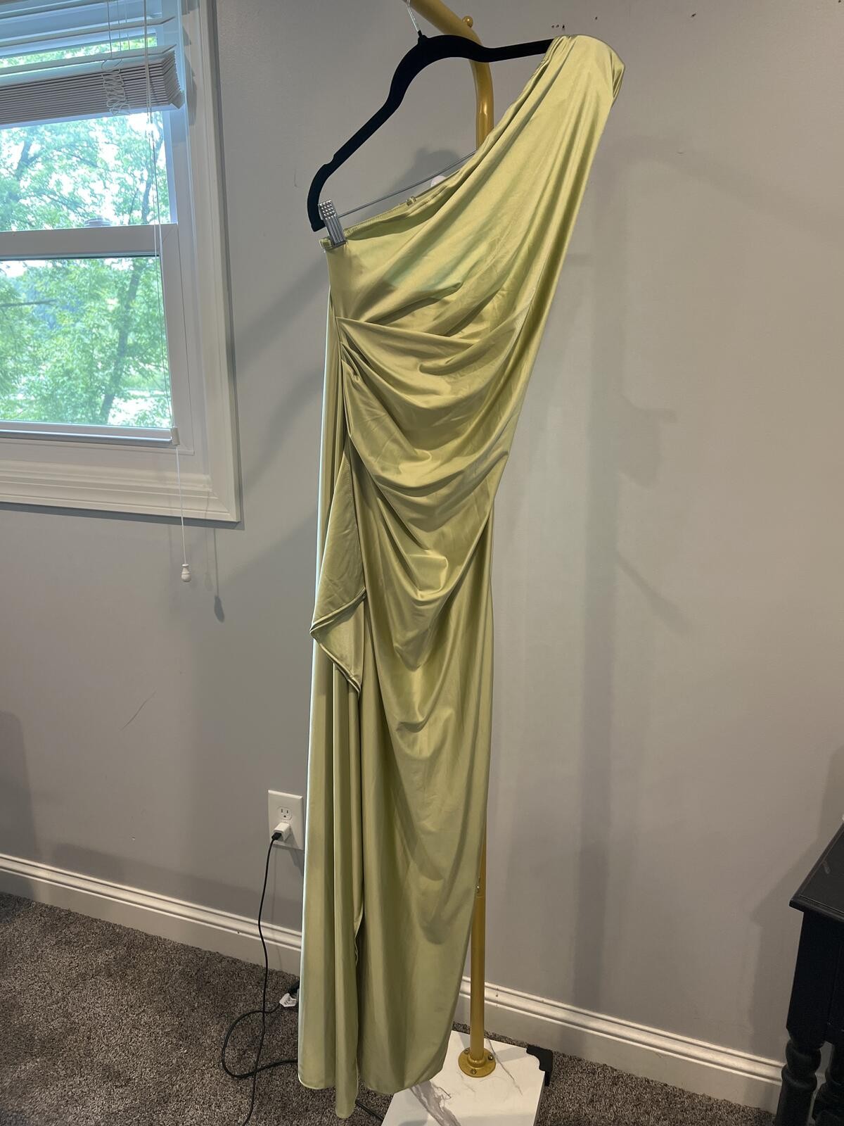 Viral OYS One Shoulder Formal Dress
