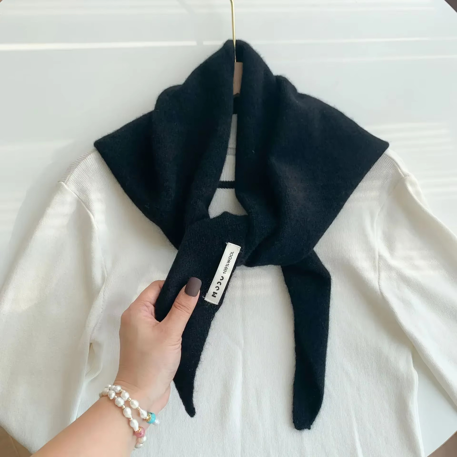 British Korean Triangle Scarf Niche Wool Triangular Scarf Women Headscarf Knitte