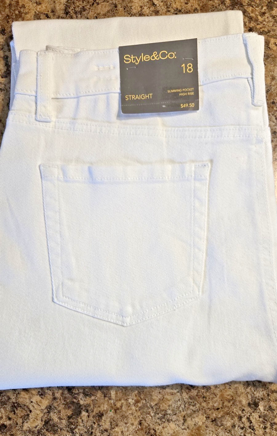 Women’s White High Rise Leg Straight Denim Jean’s Size 18 NWT