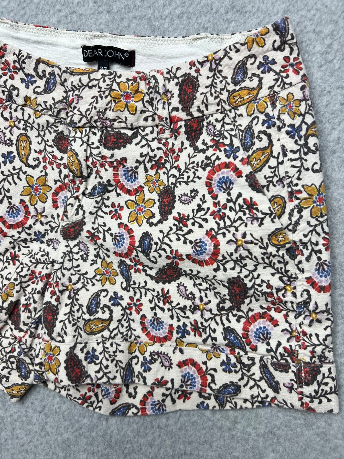 Dear John Finnegan Roll Cuff Printed Paisley Shorts Size 27 Casual Comfort Boho
