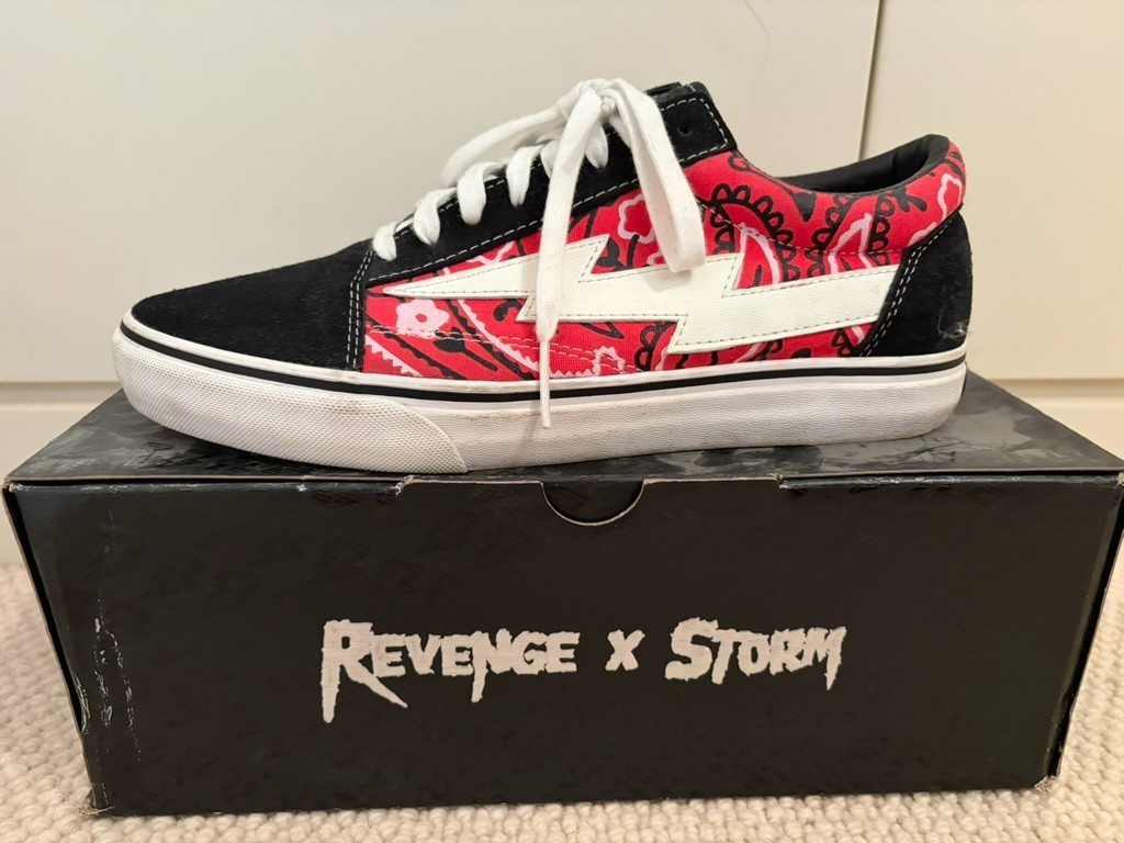Revenge X Storm Red Rag Size 10 (Worn 2x – Excellent condition)